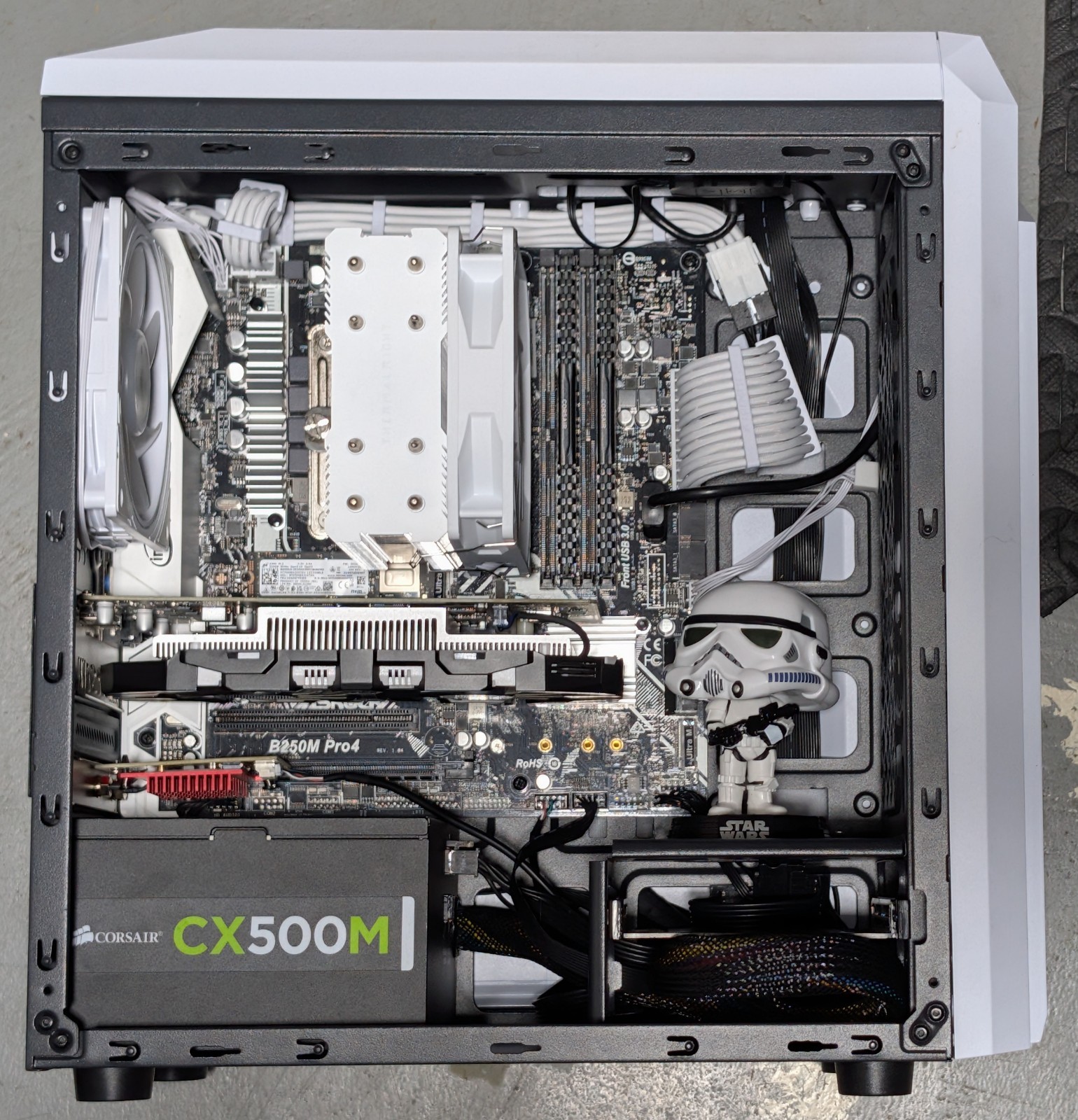 Themed Gaming PC: i7-7700, GTX 1050 Ti, 16GB, 256GB NVMe, Wi-Fi 6E, Win 11 Pro 