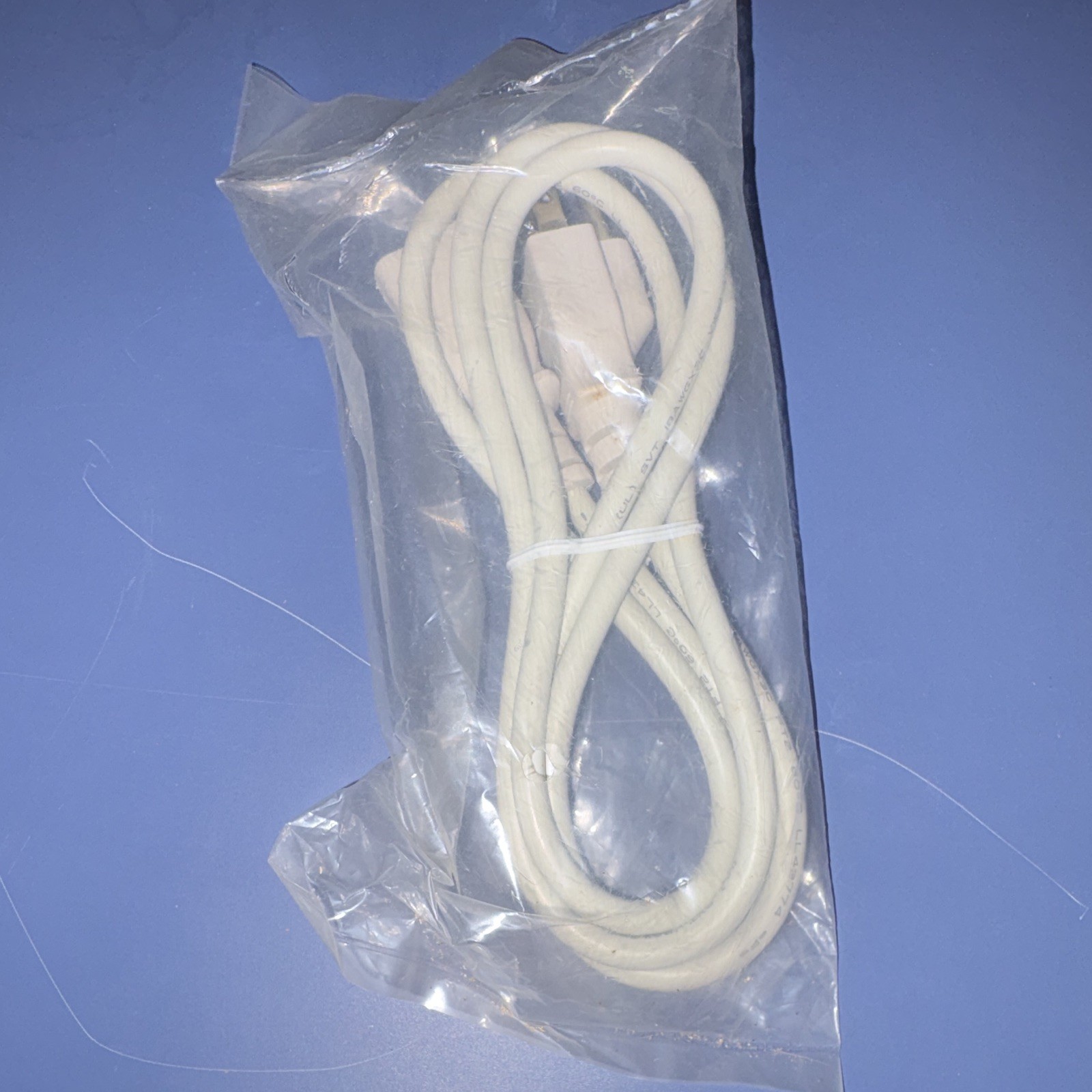 White 6 ft AC Power Cable Cord 3-Prong Plug to IEC/Kettle Female Connector