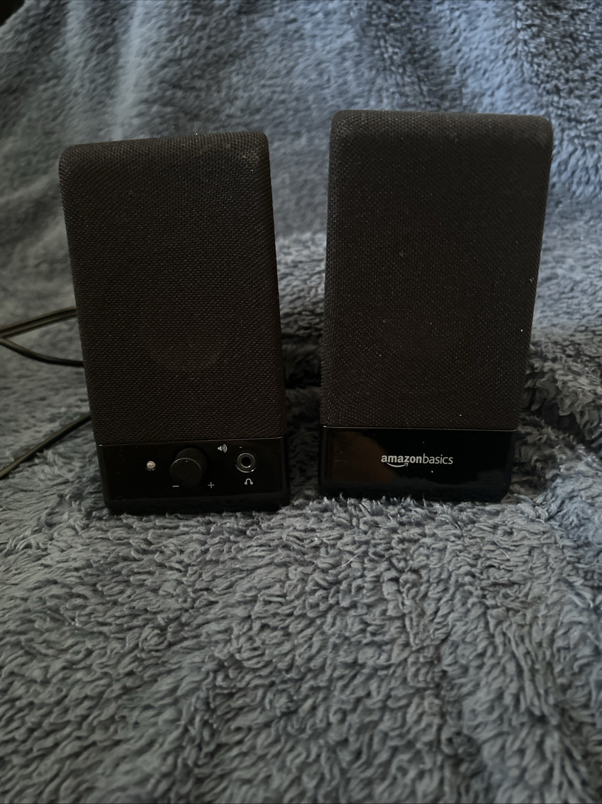 AmazonBasics U213 Computer Speakers for Desktop or Laptop - Black