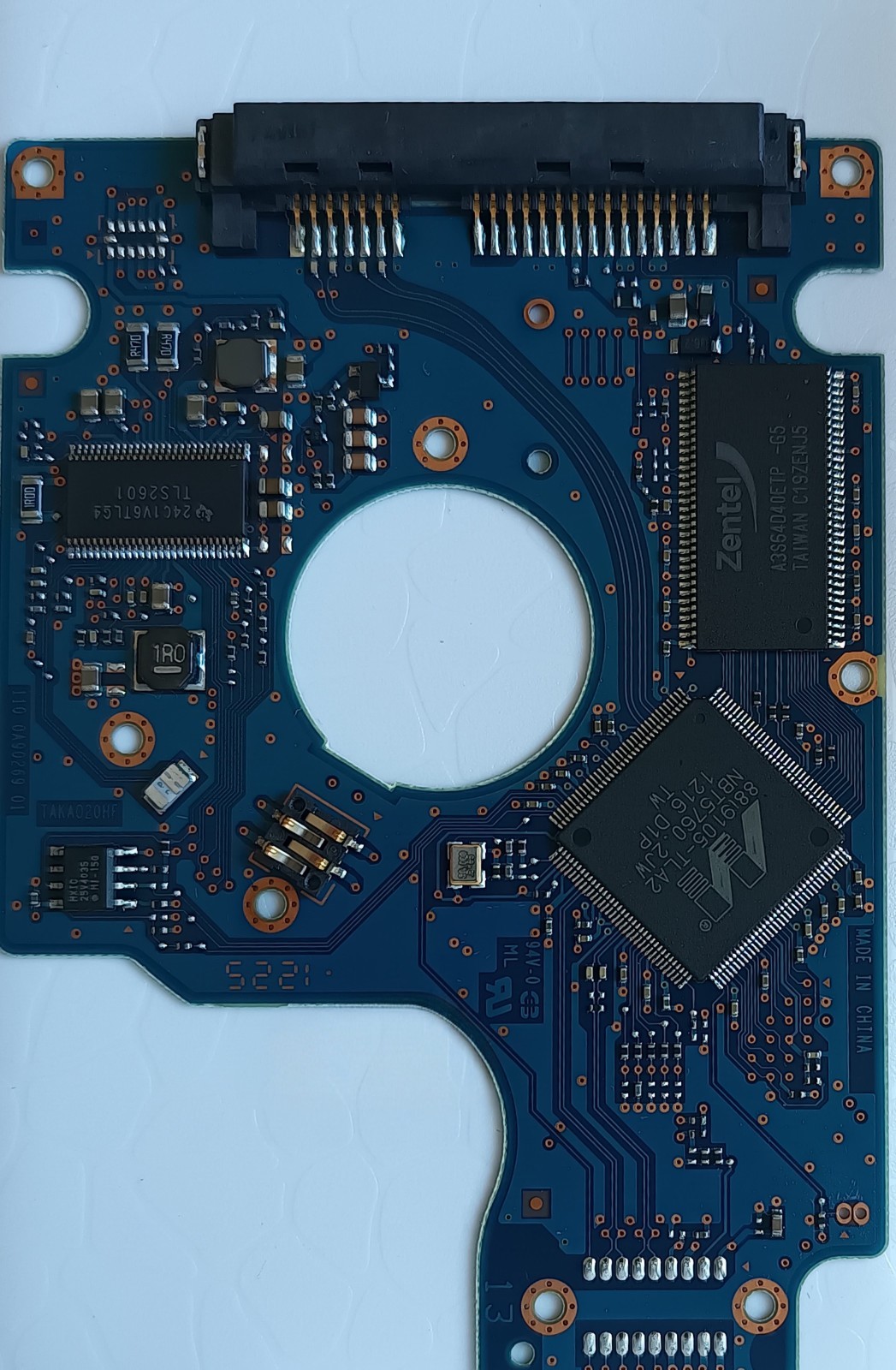 Hitachi 7K750-750 2.5" SATA HDD PCB Board 0J18813 HTS727575A9E364 220 0A90269 01