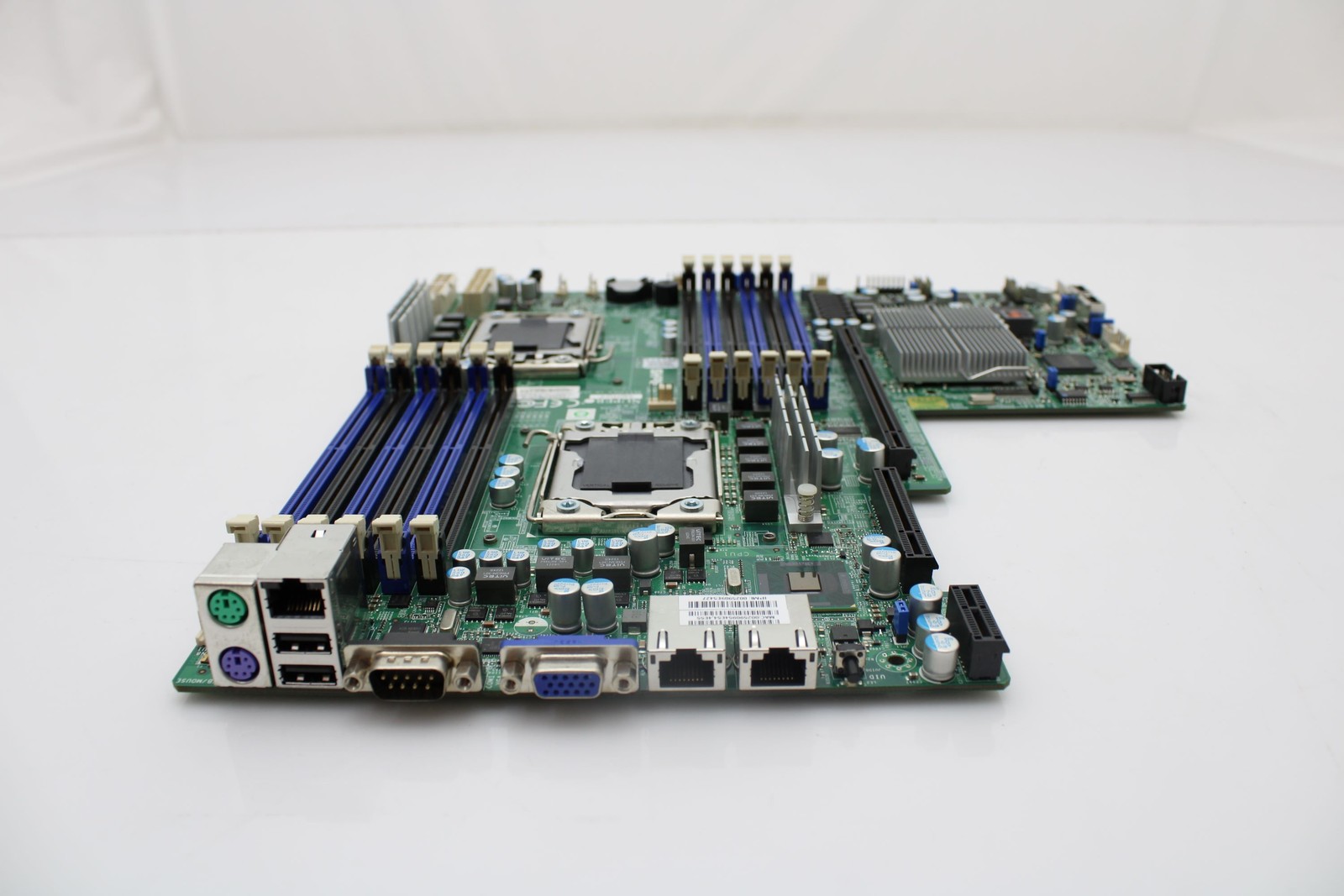 SuperMicro X8DTU-F System Board - LGA 1366 / Socket B 2x Intel CPU 12x DDR3