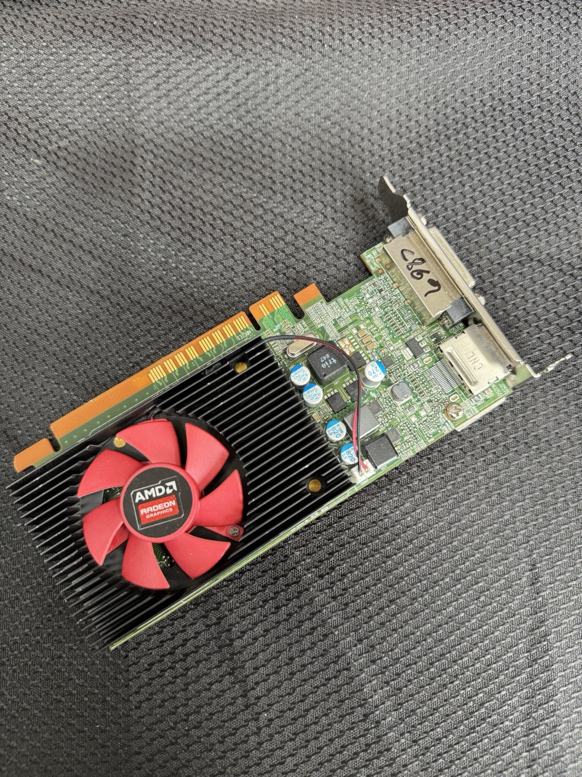 AMD Radeon R5 430 2GB E32-0405360-N41 Display Port DVI *Low Profile