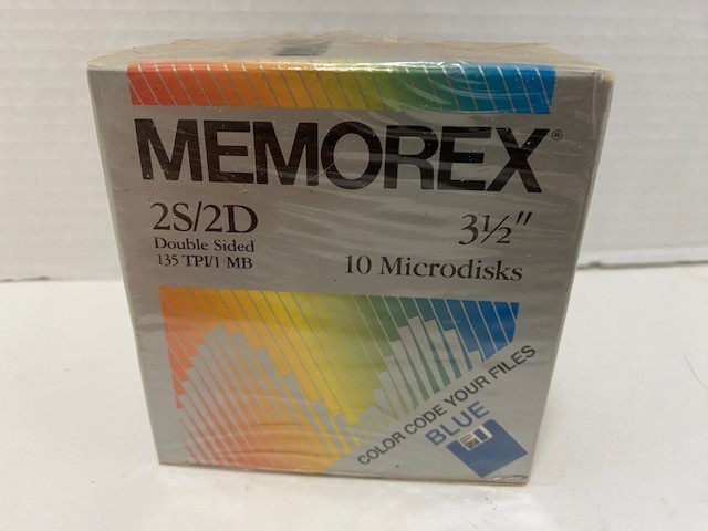 Box 0f 10 Memorex 2S/2D 3 1/2"  Blue NEW