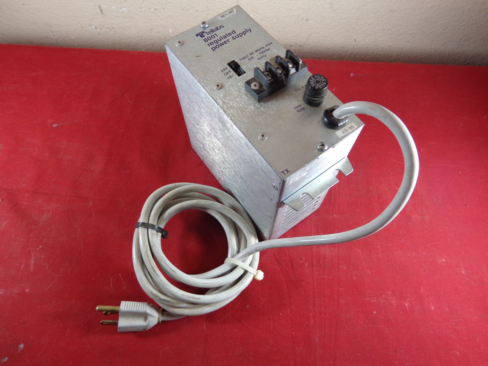 Tellabs 8001 Regulated Power Supply Switchable 24 Or 48Vdc 1Amp 80watt max