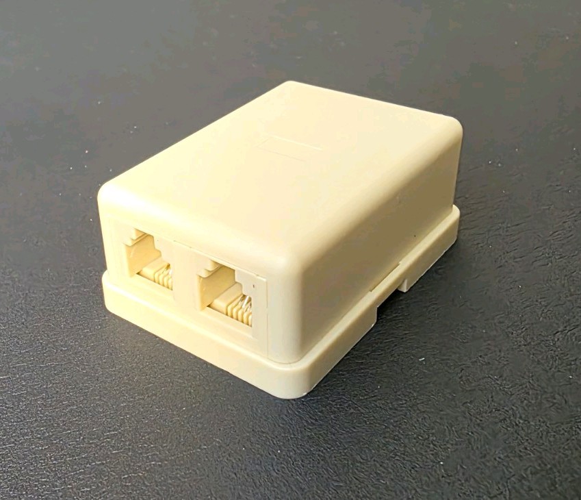 2 RJ11 / RJ14 4pin Surface Mount splitter Phone Jack, New.  in USA