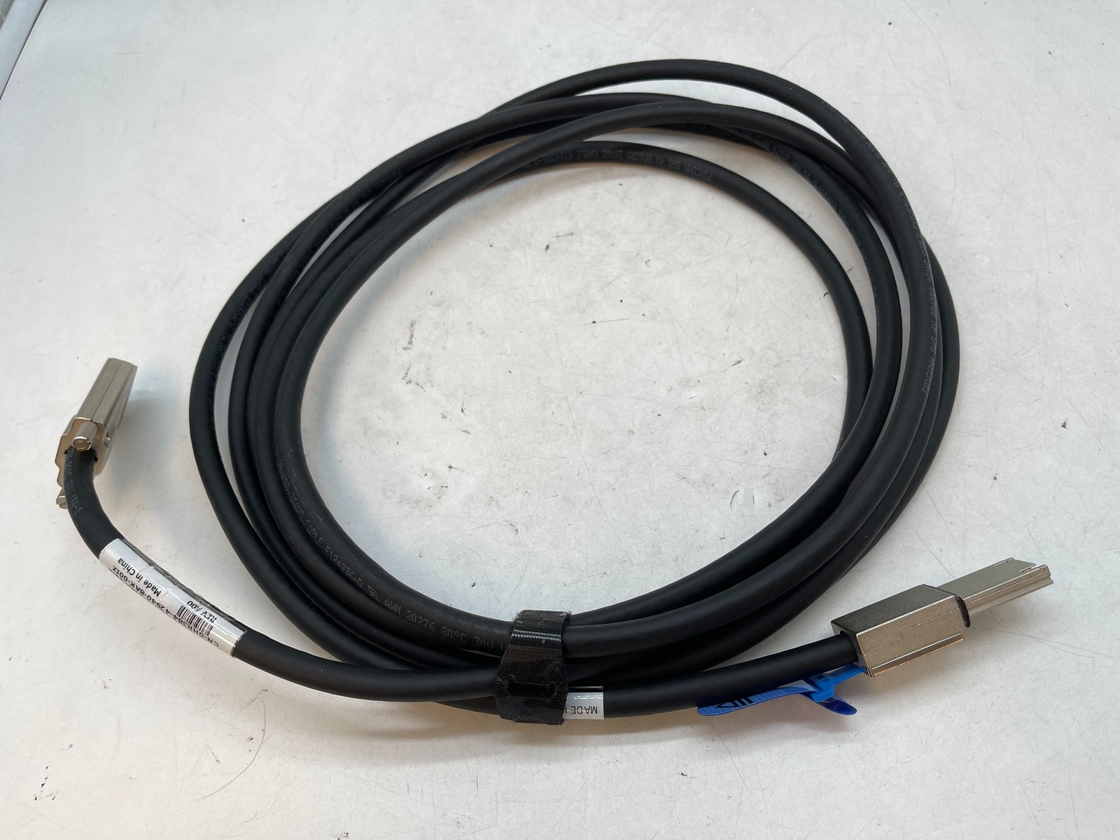 Dell Mini-SAS HD to External SAS 4x Cable(SFF-8644 to SFF-8470)P/N 0HR384/0FJ114