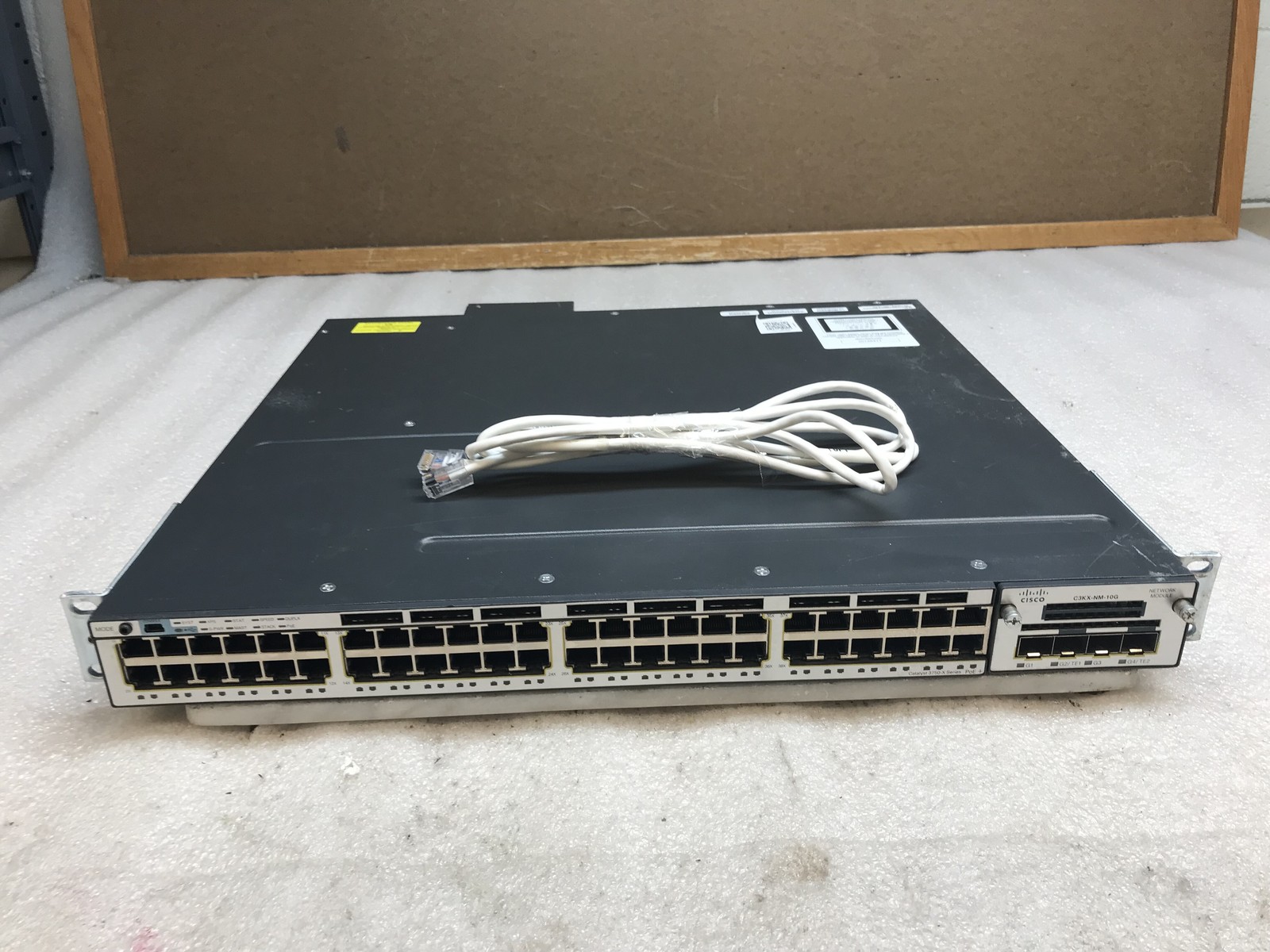 Cisco WS-C3750X-48PF-S V02 48-Port PoE+ 840W C3KX-NM-10G IP Base Tested