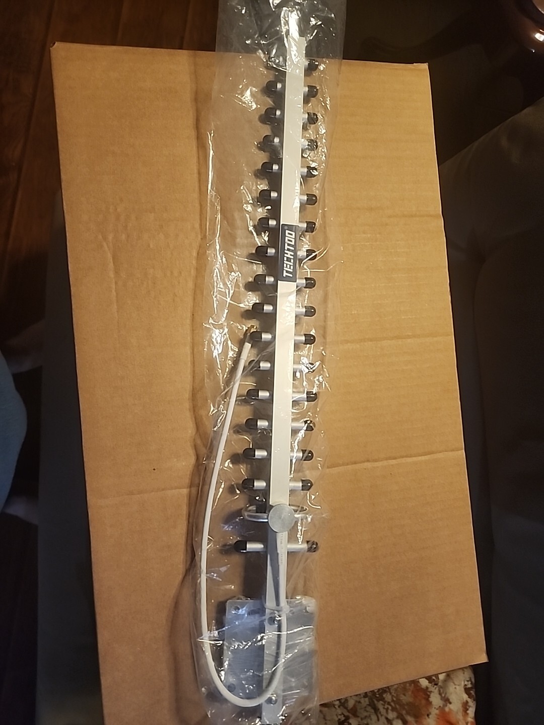TECHTOO 2.4GHz 18dBi HIGH GAIN YAGI ANTENNA AND 2 X 15' RG58 COAXIAL CABLE