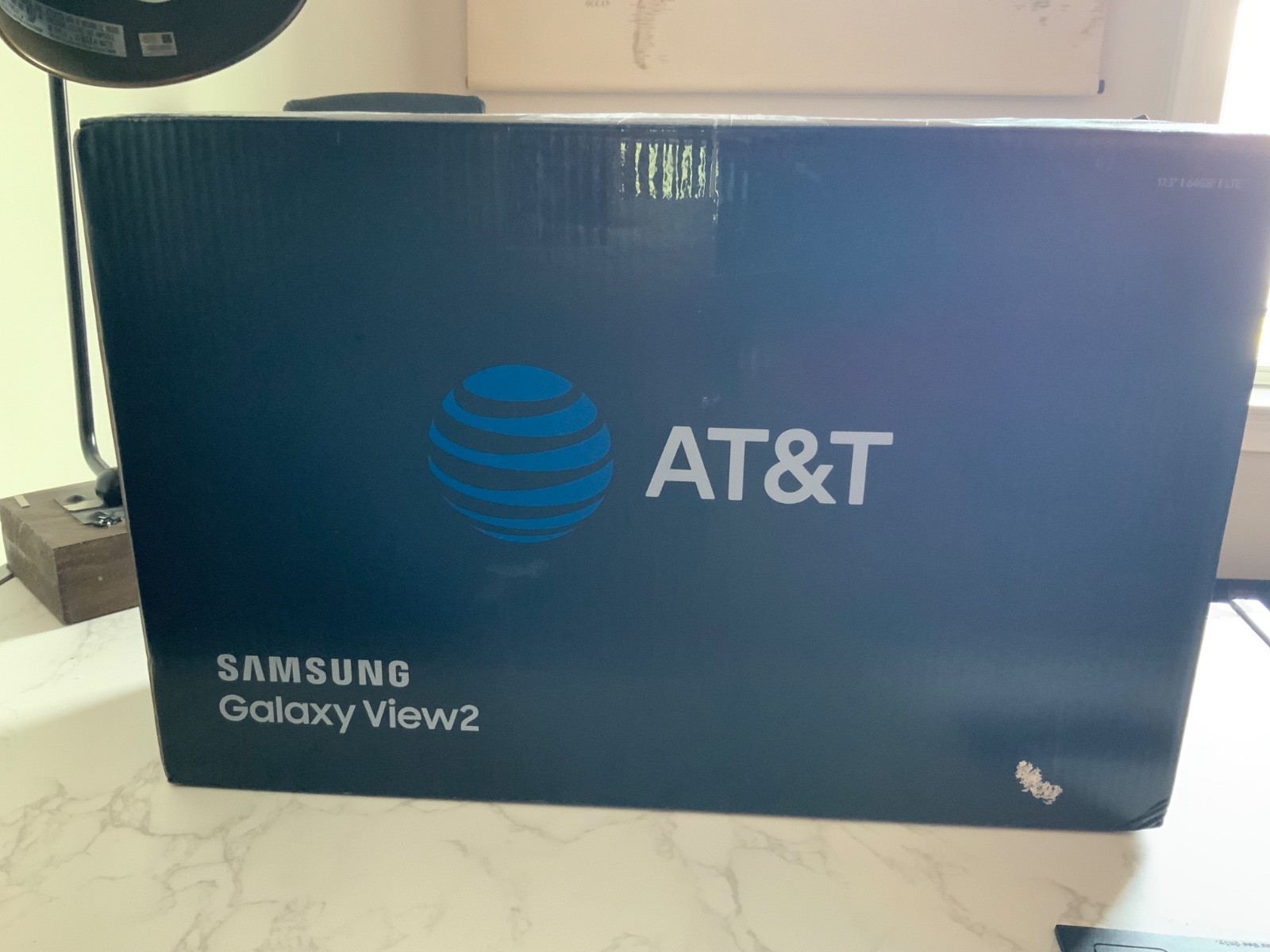 Samsung Galaxy View 2 (2019) 64GB, Wi-Fi   Cellular  2335