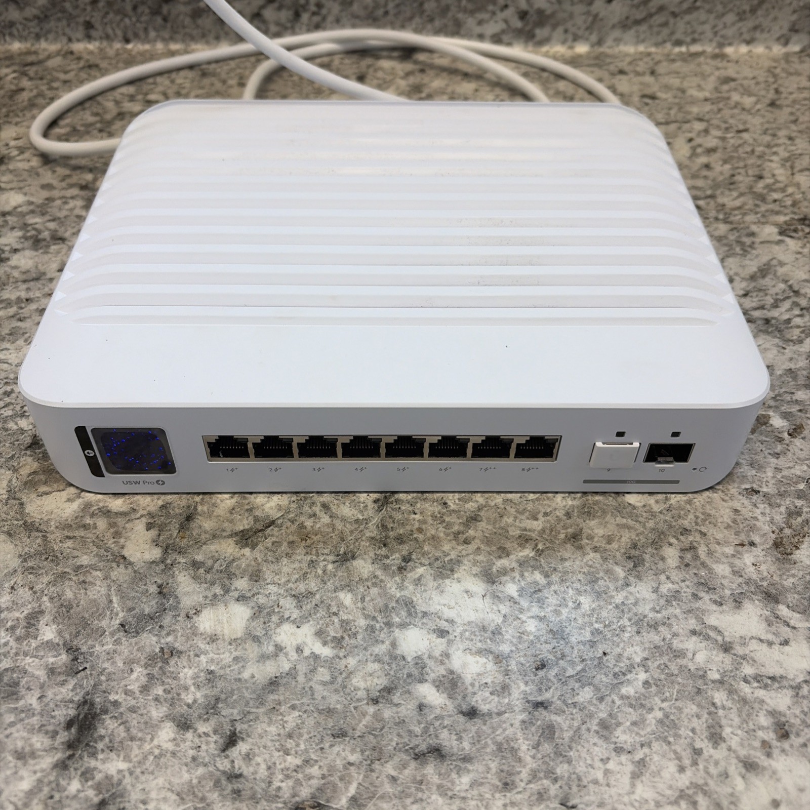 Ubiquiti USW-Pro-8-POE UniFi Switch Pro 8 PoE