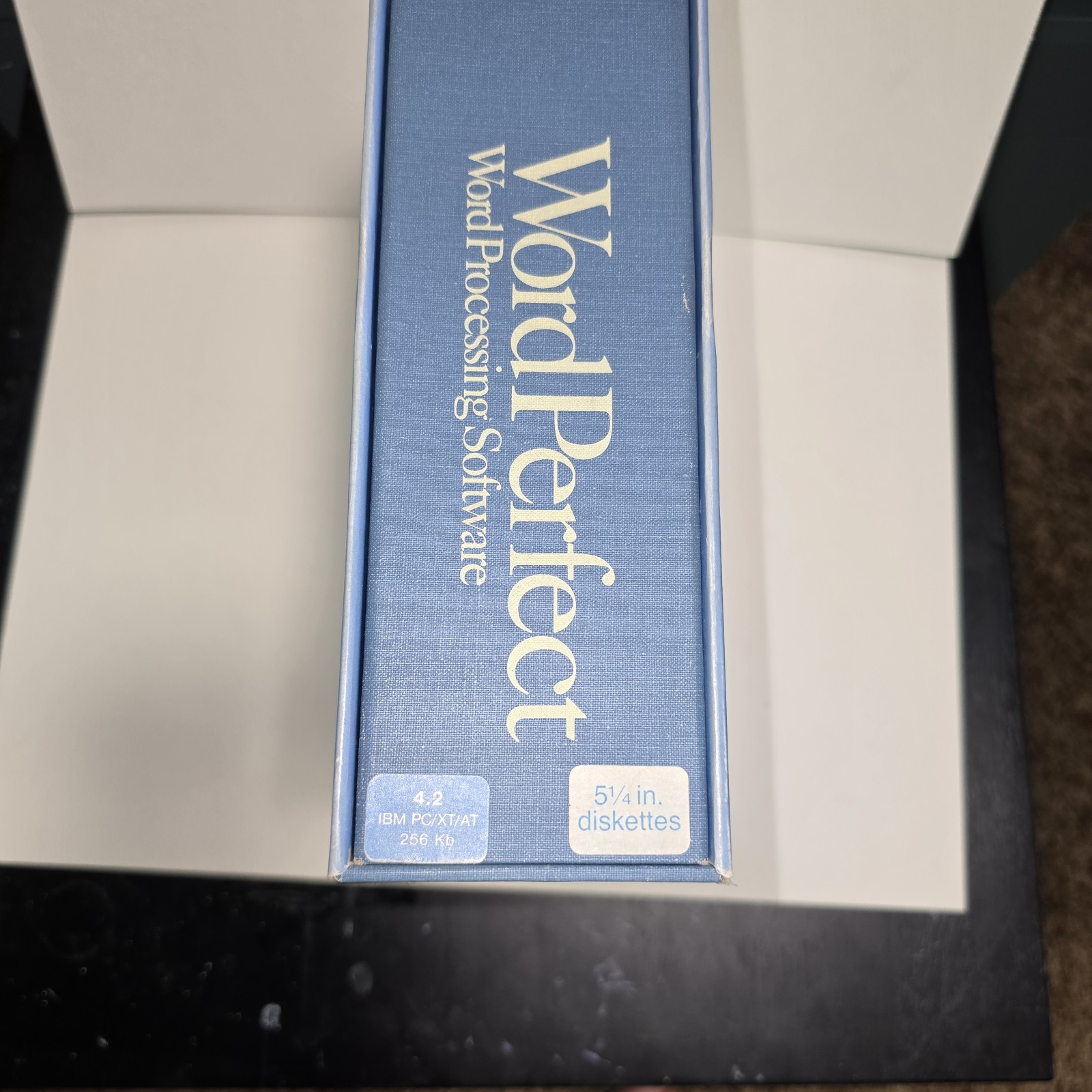 WordPerfect for DOS 4.2 In Binder Box (Manual Only - No Software)