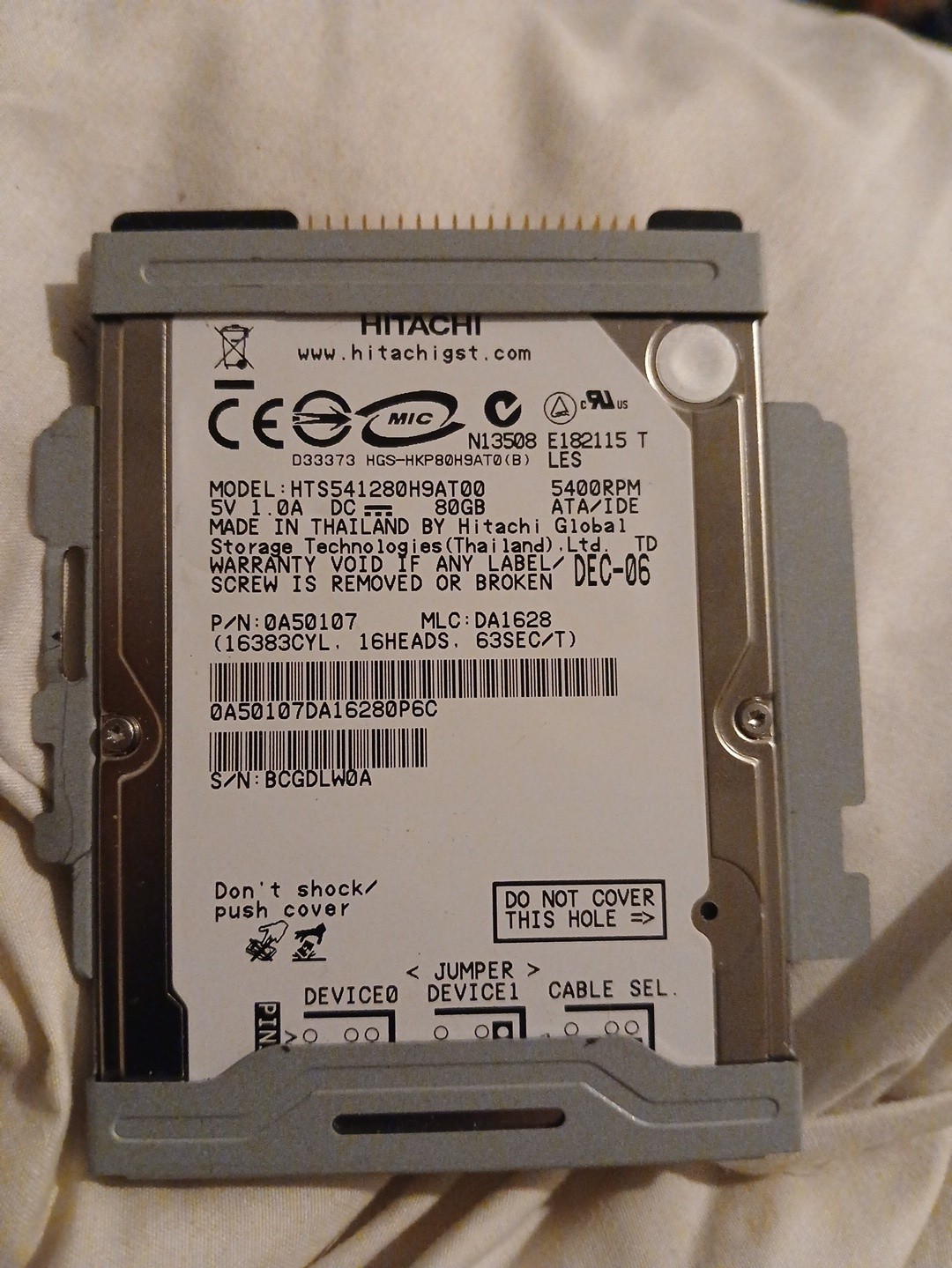 Hitachi Travelstar 5K100 HTS541080G9AT00 80GB Internal 5400RPM 2.5" (13G1584)...