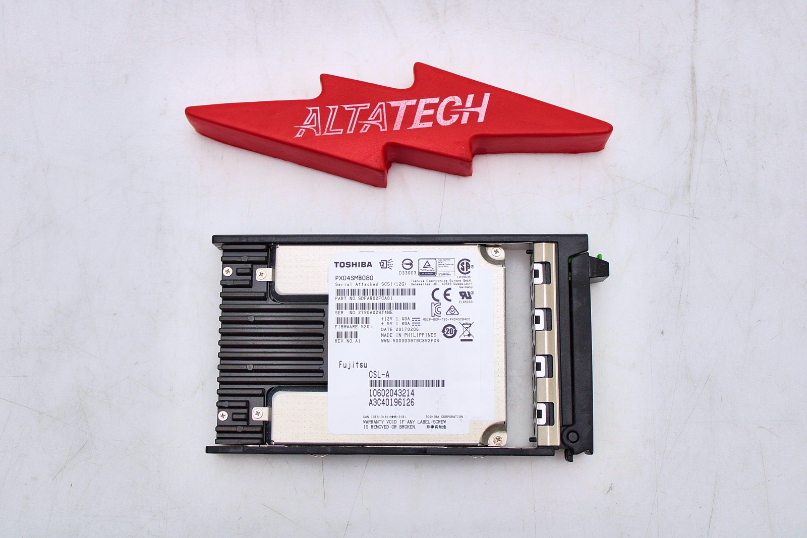 Fujitsu S26361-F5608-L800 800GB SSD SAS 2.5 12G WI PX04SMB080 / SDFAR02FCA01