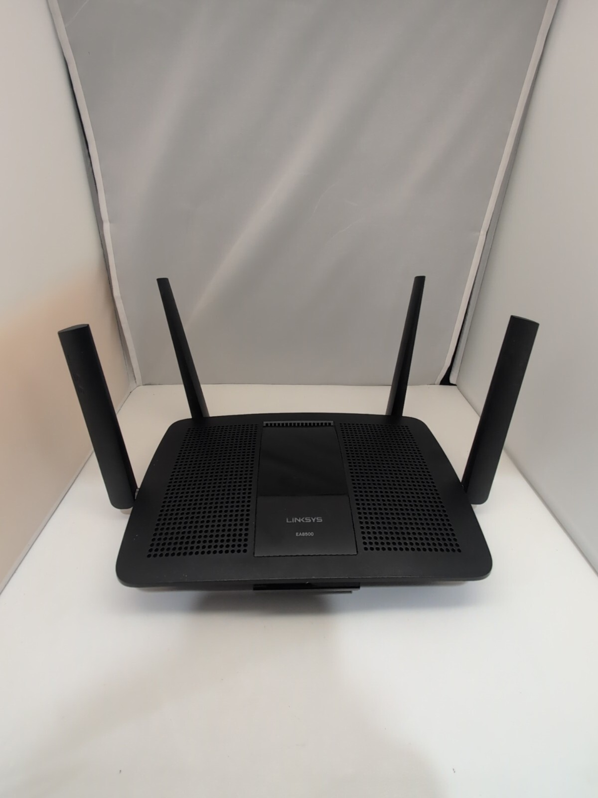 Untested Linksys EA8500 AC2600 MU-MIMO Gigabit WiFi Router No Power Plug