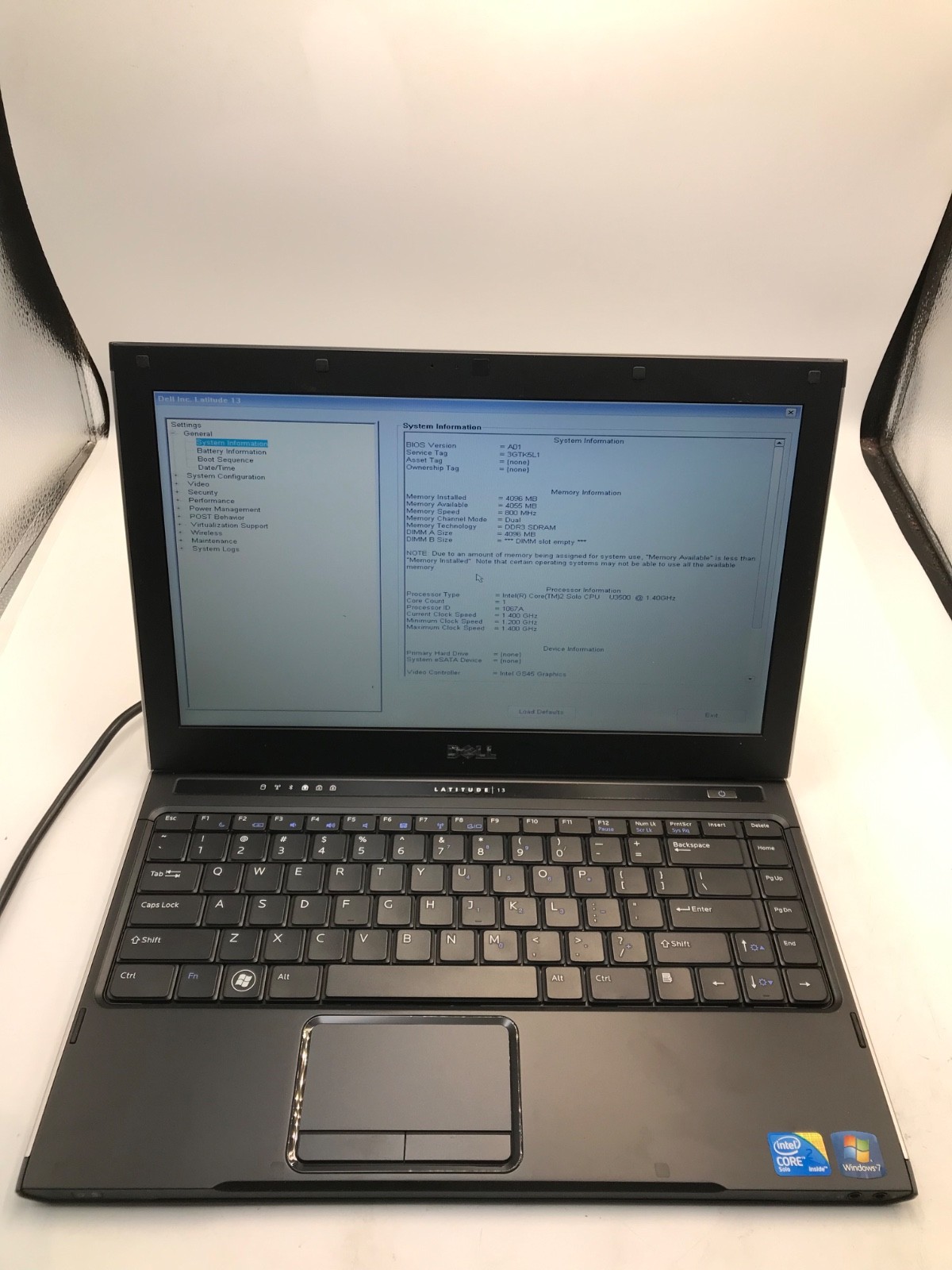Dell Latitude 13 Intel Core 2 Solo 1.4GHz 13" Laptop 4GB RAM NO HDD-MZ