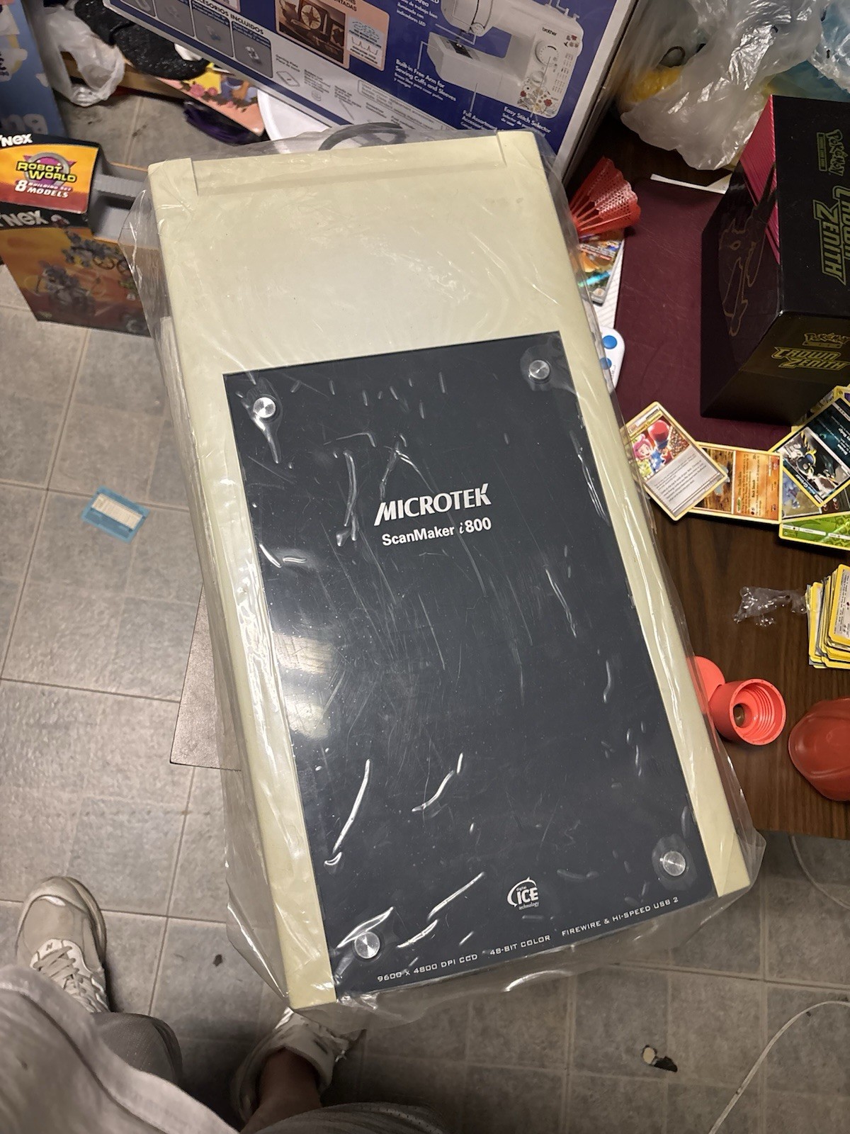 Microtek ScanMaker i800 Scanner