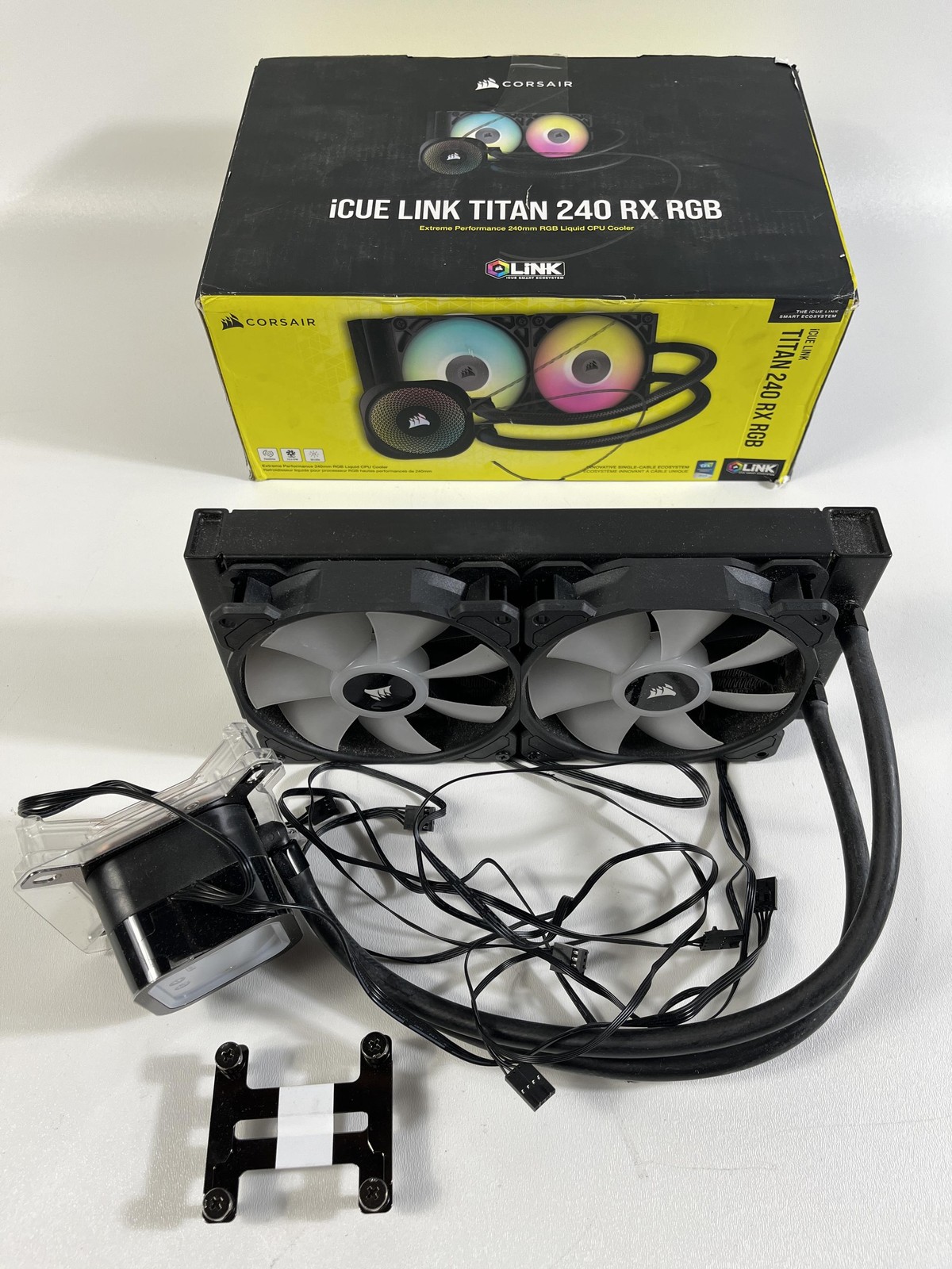 CORSAIR iCUE Link Titan 240 RX RGB Liquid CPU Cooler – 240mm AIO – Low-Noise –