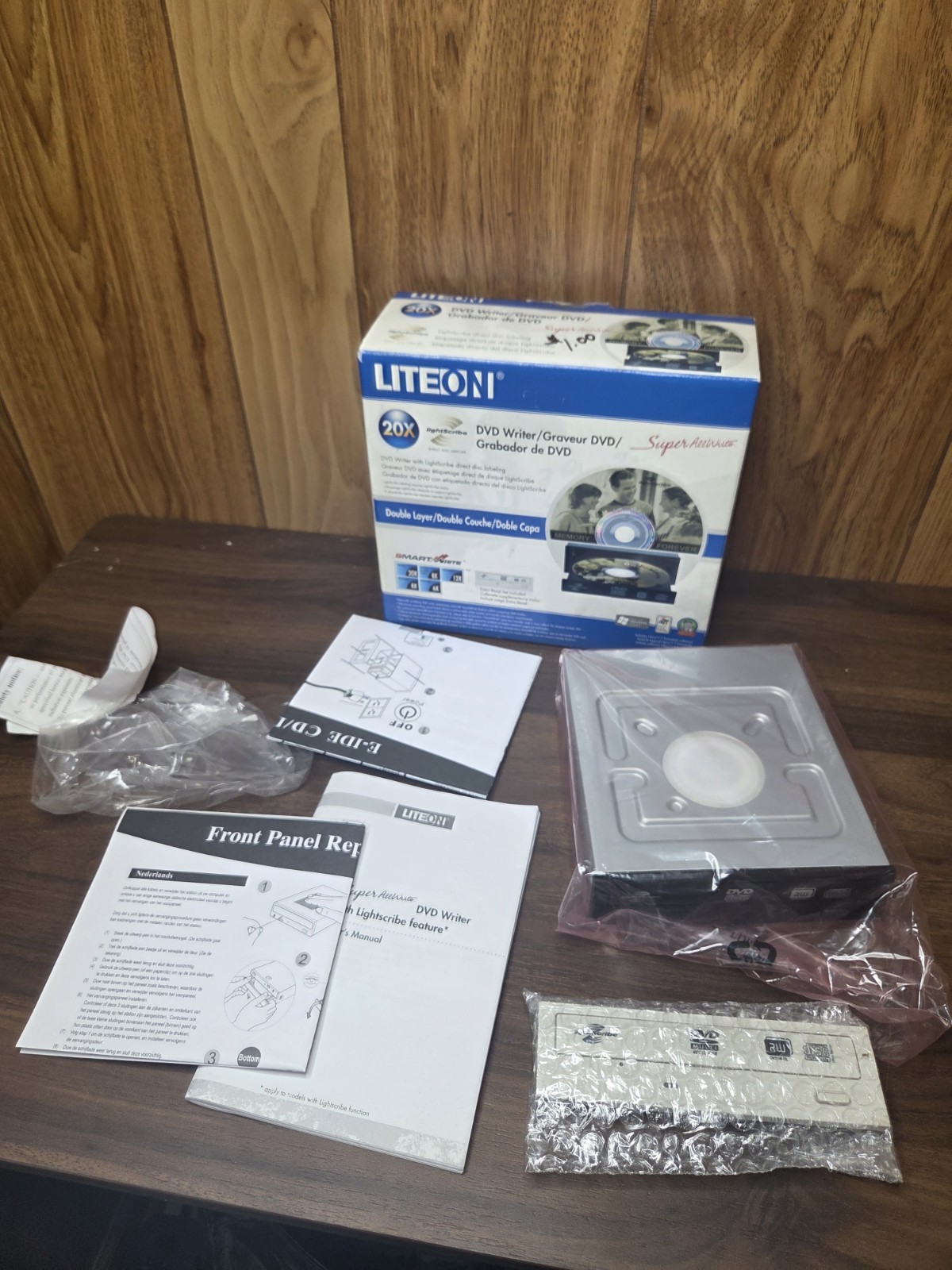 LITE-ON LH-20A1H DVD CD REWRITABLE DRIVE New Open Box LH-20A1H186C 