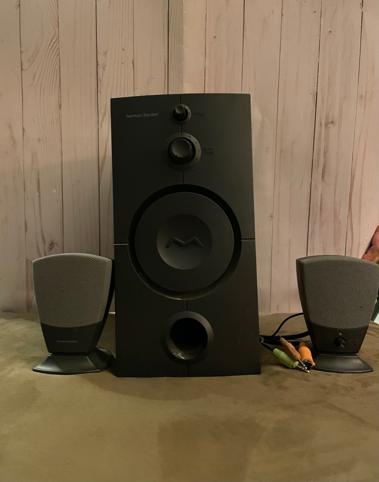Harmon Kardon HK395 Black 3-Piece Computer/Multi-Media System with Subwoofer