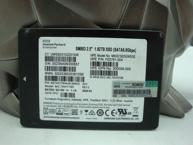 HP MK001920GWSSE HPE 1.92TB SATA RI SFF SC DS SSD
