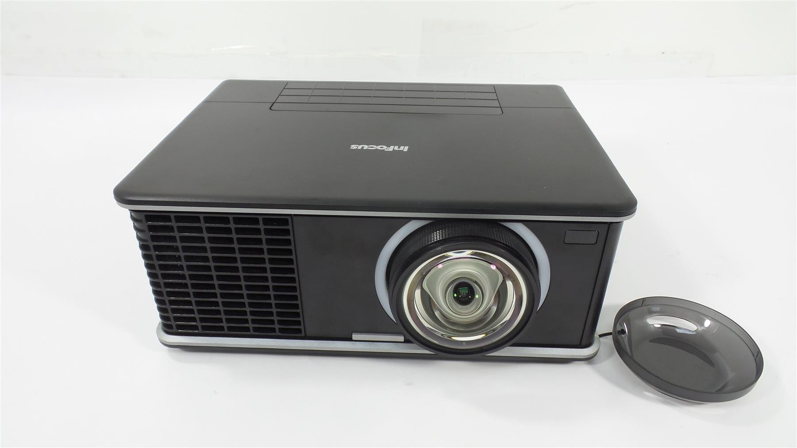 InFocus IN3916 Full HD Short Throw Projector - Lamp Timer : 30 Hours