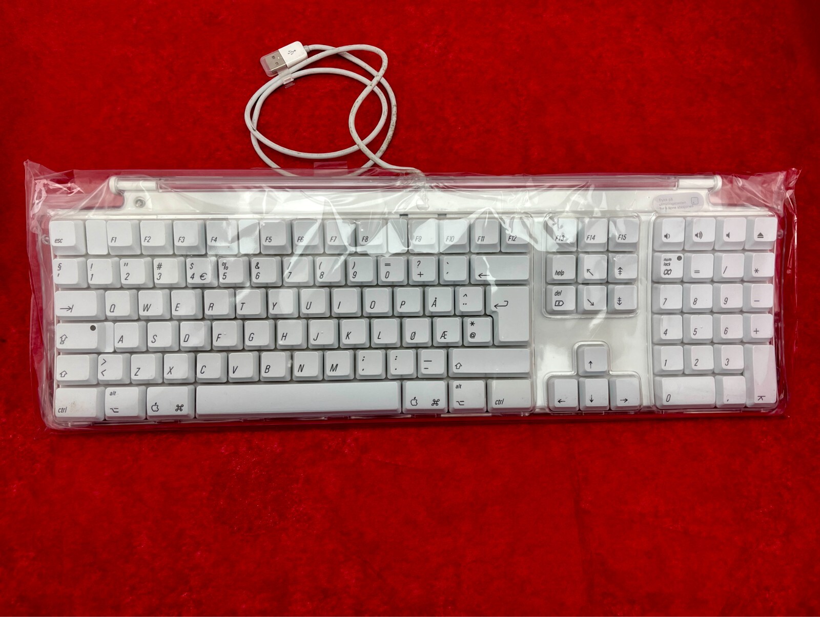 Apple Vintage Pro Keyboard M7803 Norwegian New in original bag