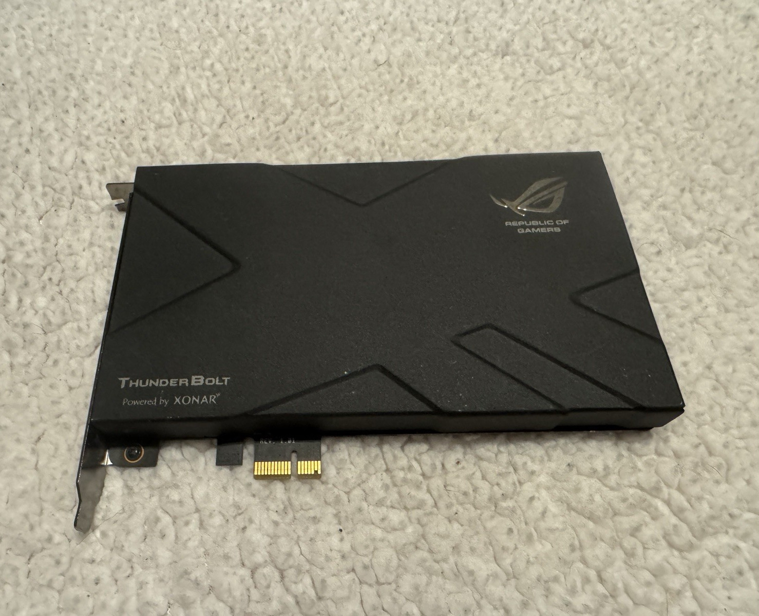 ASUS ROG ThunderBolt Powered by Xonar PCIe Expansion Card Thunderbolt Audio