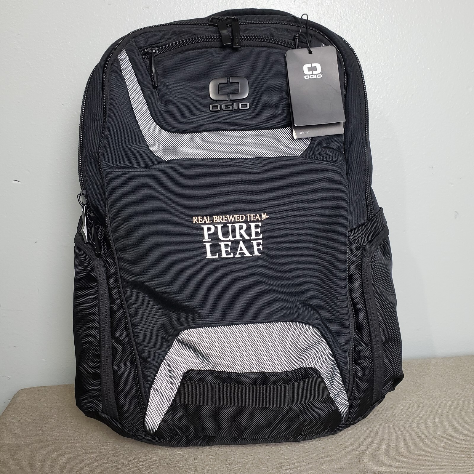 OGIO Connected Pack, Black, Brand New Backpack, Ergonomic, 1,586 cu. in./26 L