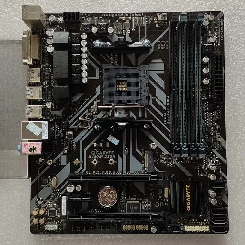 GIGABYTE B450M DS3H AM4 Micro ATX AMD Motherboard