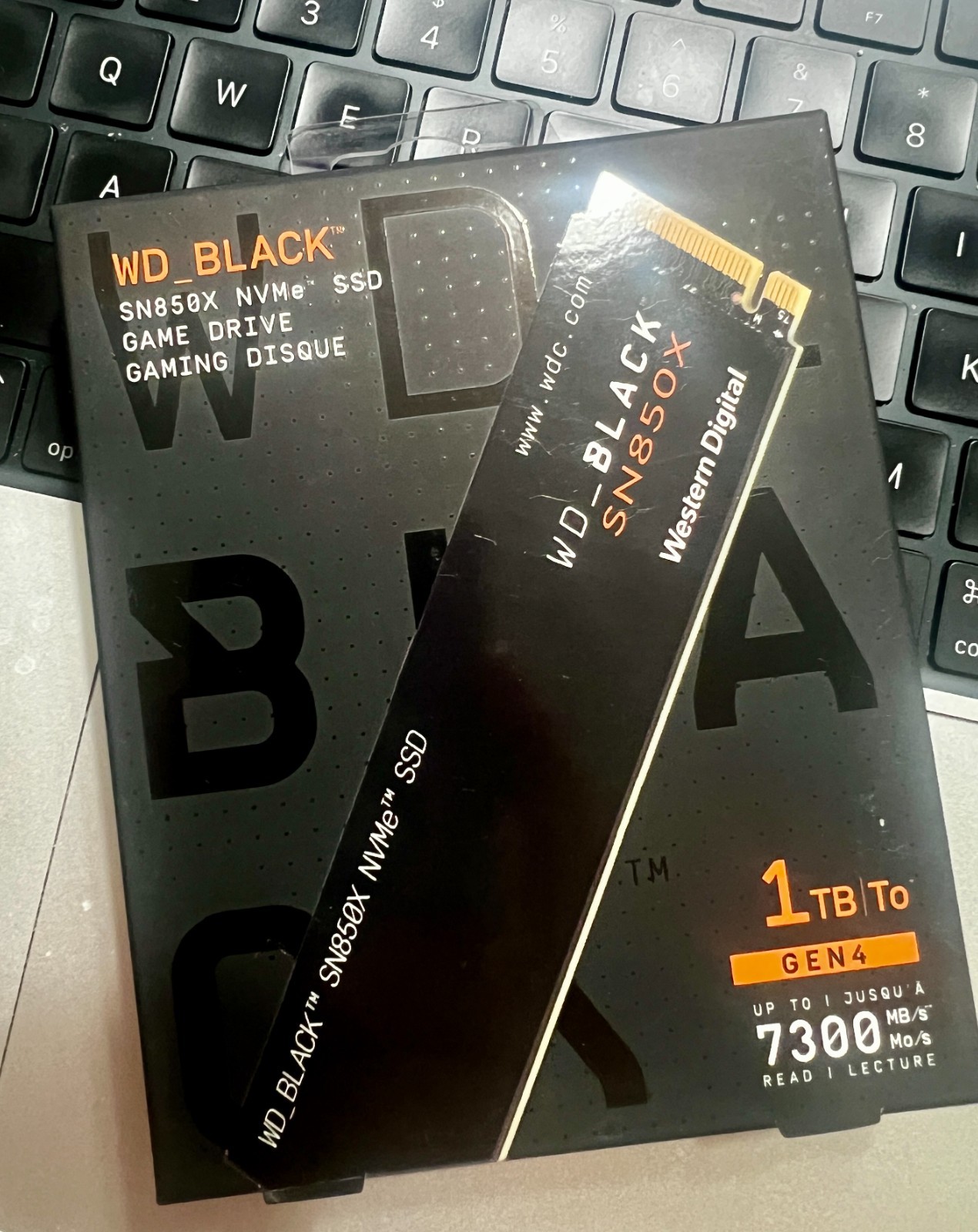 1TB WD_BLACK SN850X PCIe GEN4 NVMe SSD M.2 2280