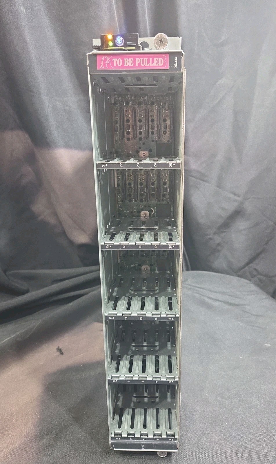 Hewlett Packard StorageWorks MSA70 (418800-B21) Hard Drive Array