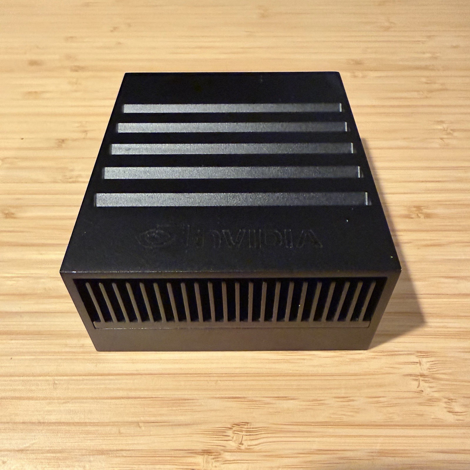Nvidia Jetson AGX Xavier 32GB Module w/Integrated Heatsink &Fan P2888-0004 Qwen
