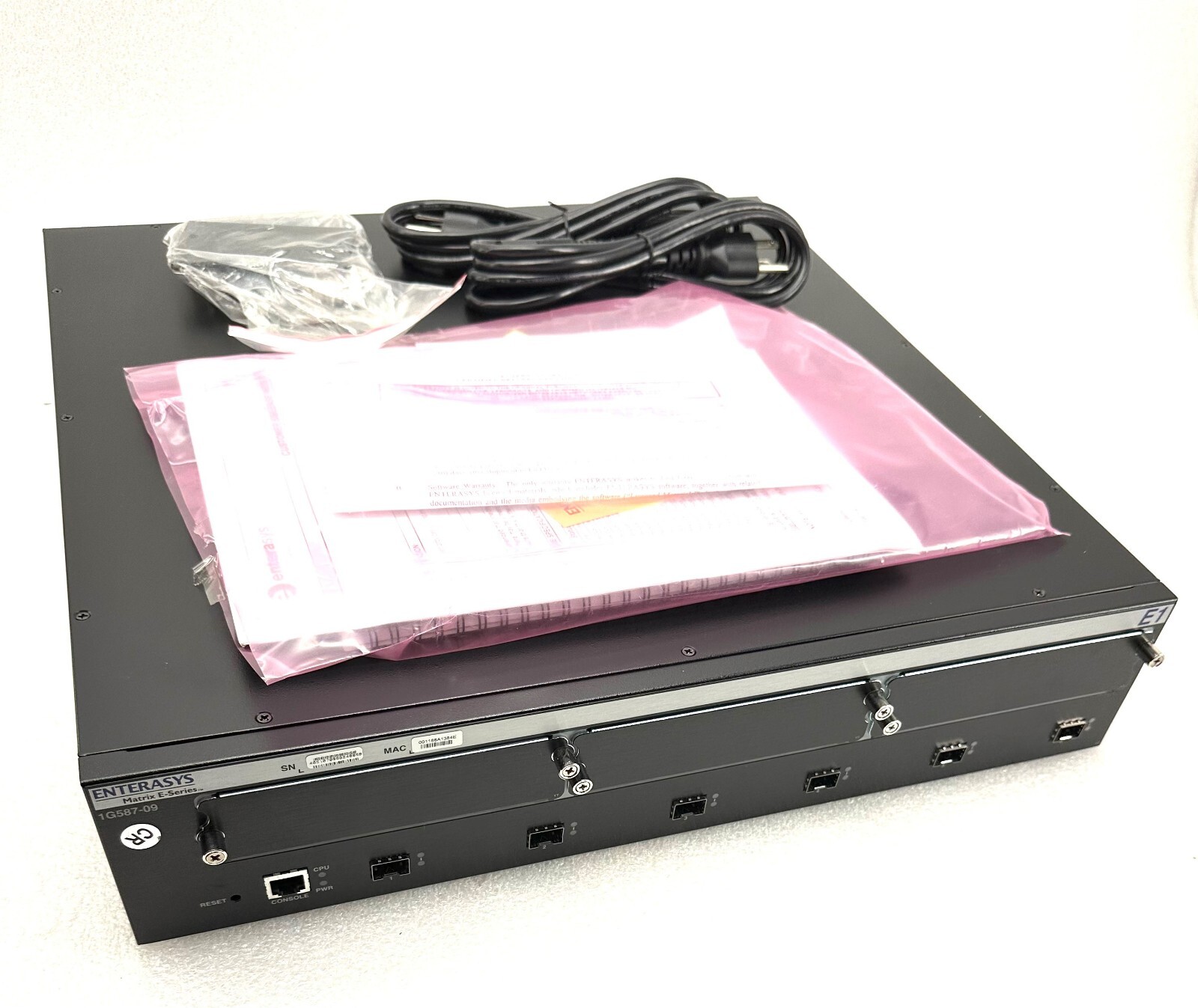 1G587-09 Enterasys MATRIX E1 GIGABIT DISTI SWITCH W/6 MCBIC PORTS & 3 EXPANSION