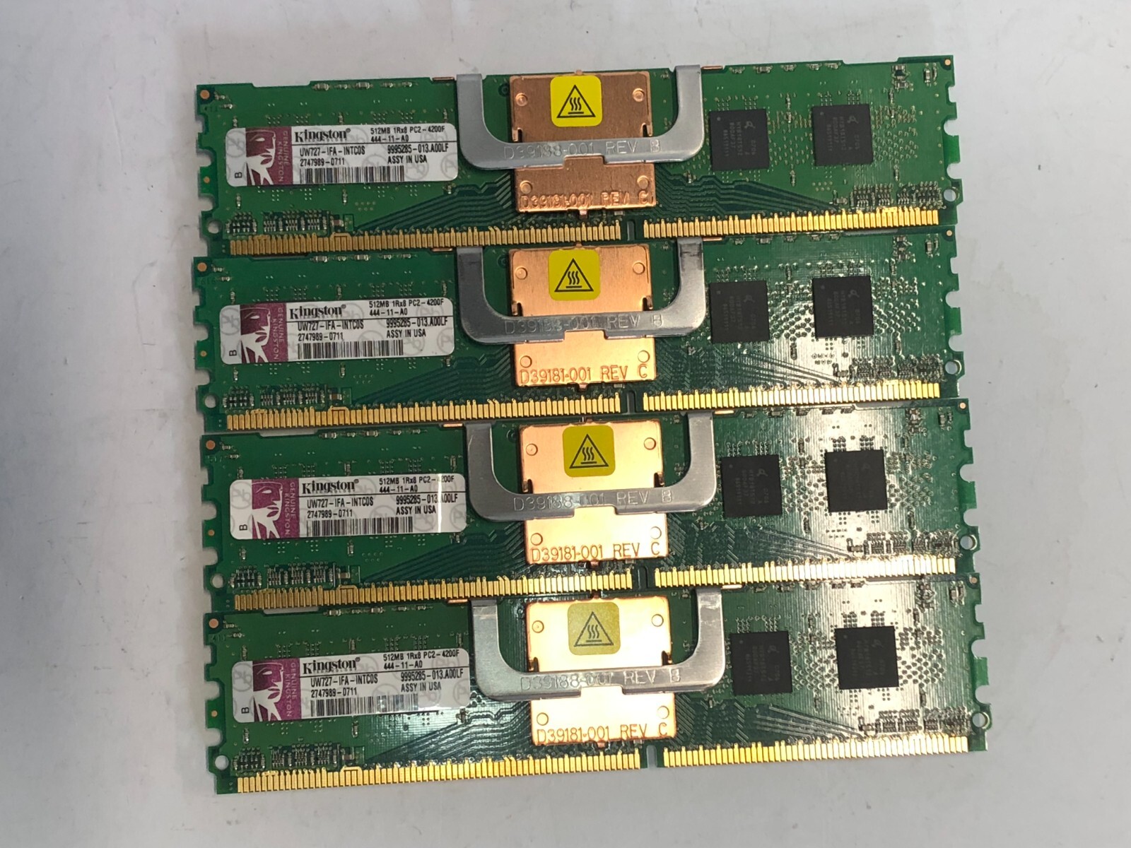 Kingston UW727-IFA-INTC0S 2GB PC2-4200 DDR2 512MBx4 DIMM Memory (KIT OF 4)