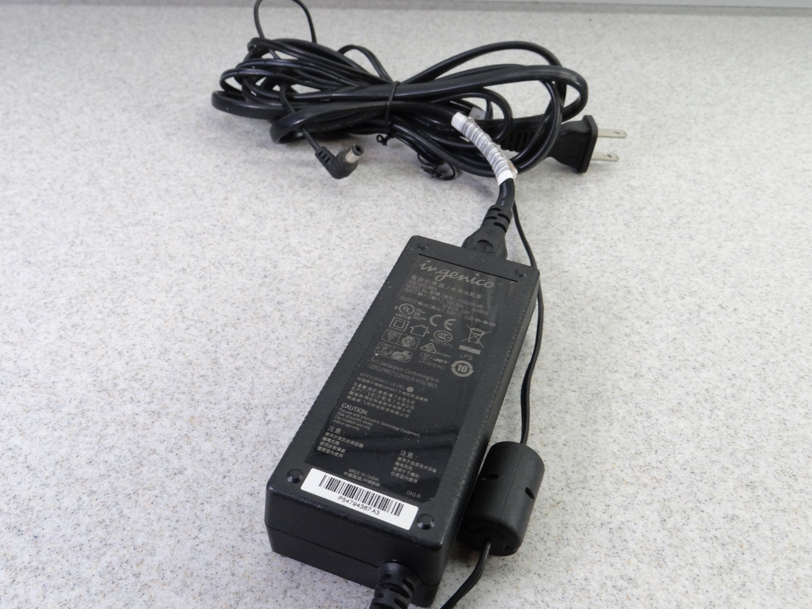 Genuine Ingenico PSM24W-080 AC Adapter 8V 3A Power Supply w/ Power Cord