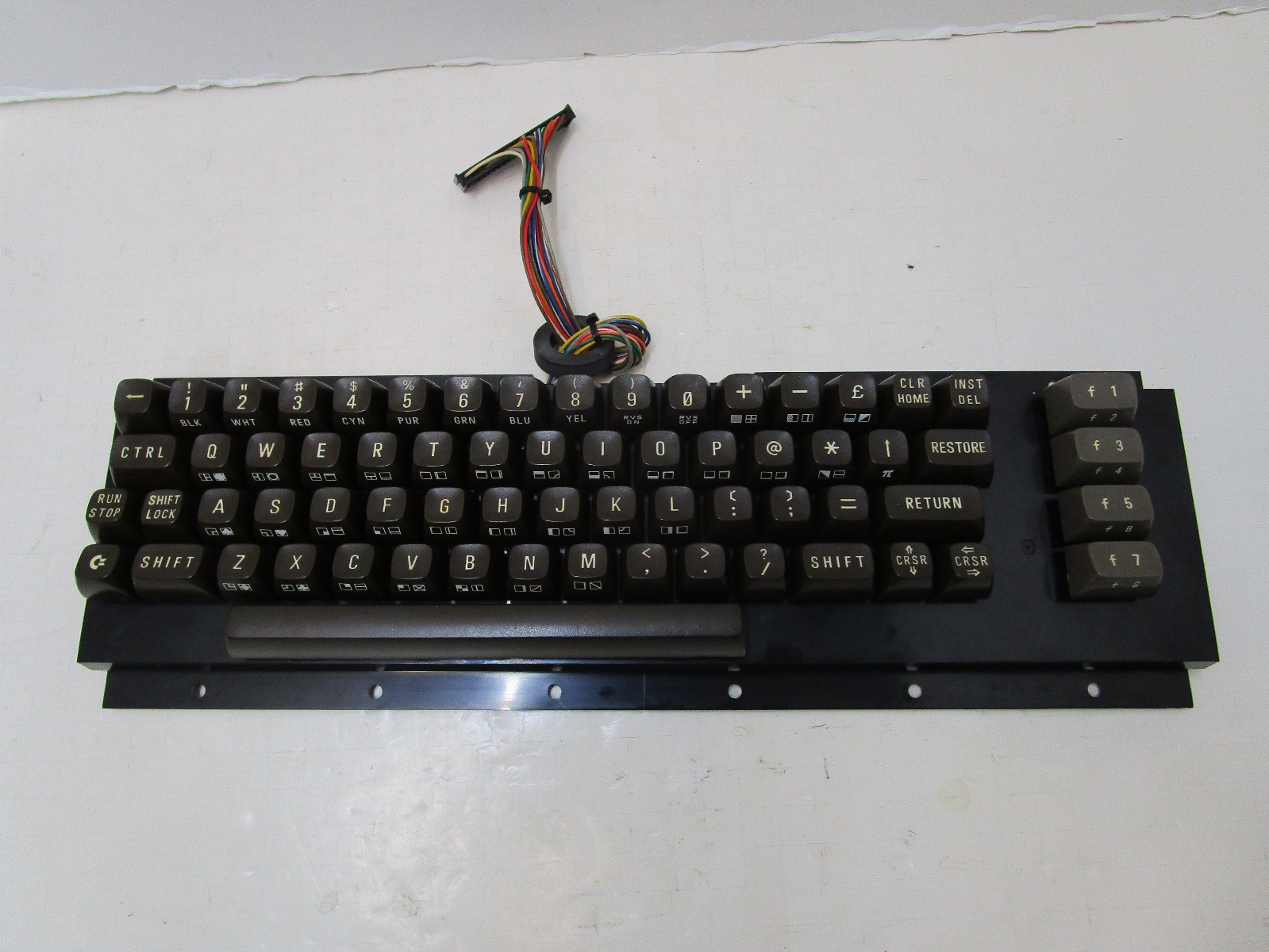 COMMODORE 64 KEYBOARD FOR VIC-20 C64 64C 128 TESTED AND WORKING L#X49 ⌨️⚡