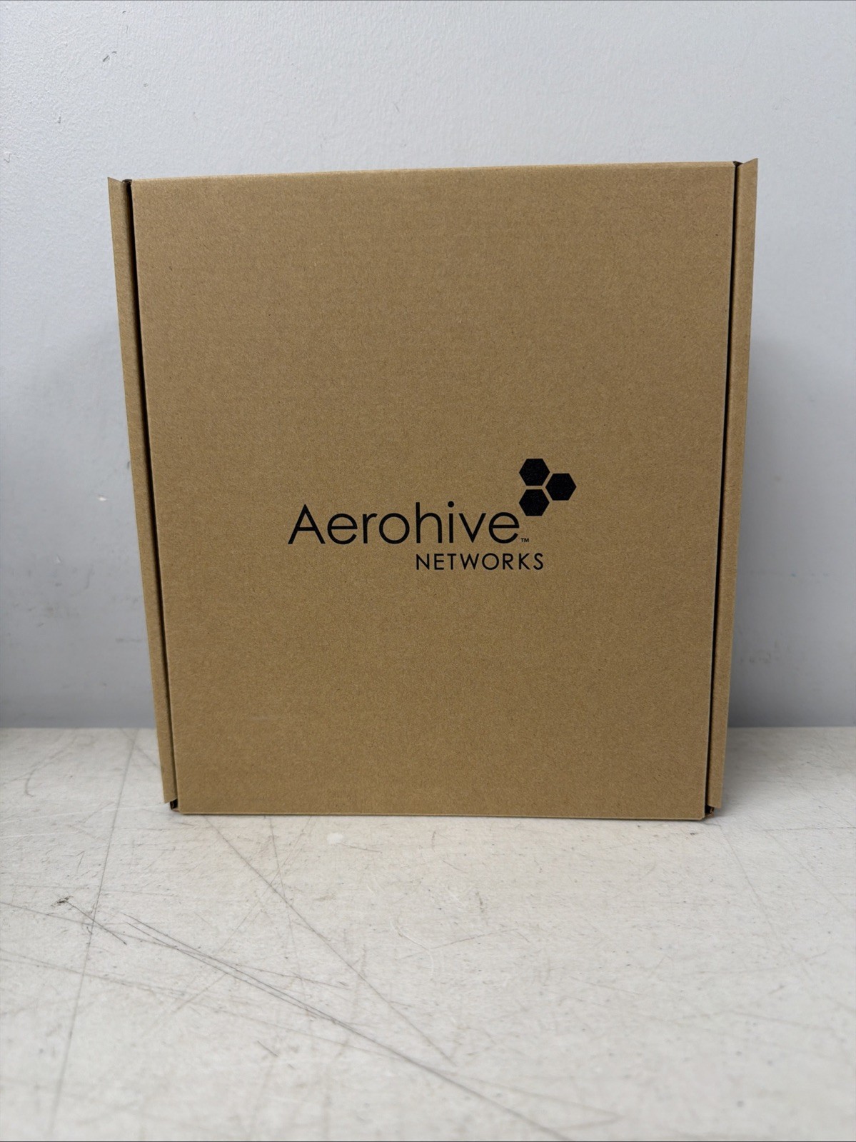 AeroHive HiveAP 121 Wireless Access Point WiFi 802.11n AH-AP121-N-FCC NEW IN BOX