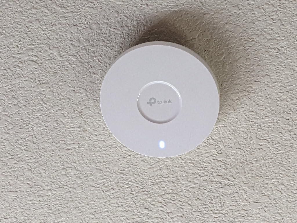 TP-Link Omada EAP670 WiFi6 AX5400 AP, 2.5G PoE, Mesh, WPA3