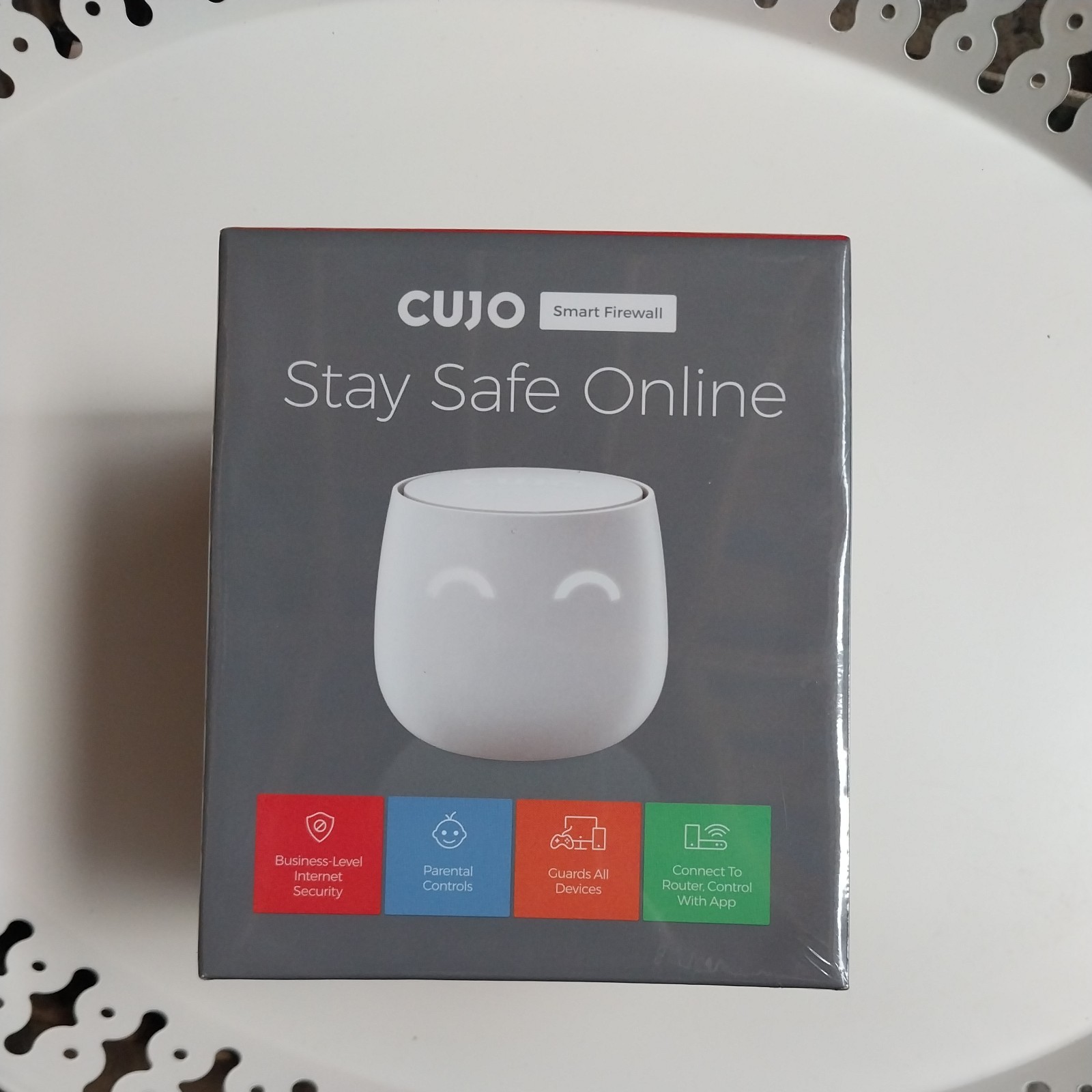 CUJO Smart Firewall Network Router Stay Safe Online, Parental Controls BRAND NEW