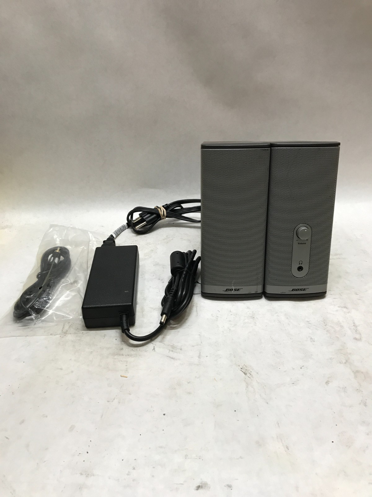 Bose Companion 2 Series II Multimedia PC Speakers Stereo Tested W/ Cables - DW
