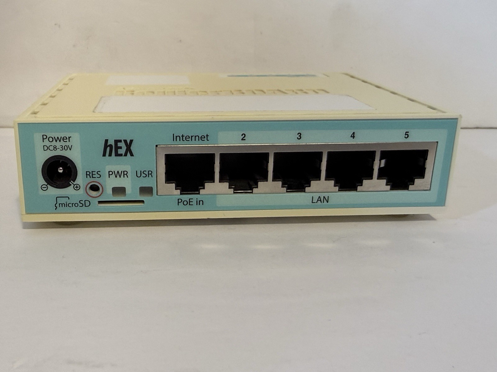 MikroTik RouterBoard HEX RB750GR3