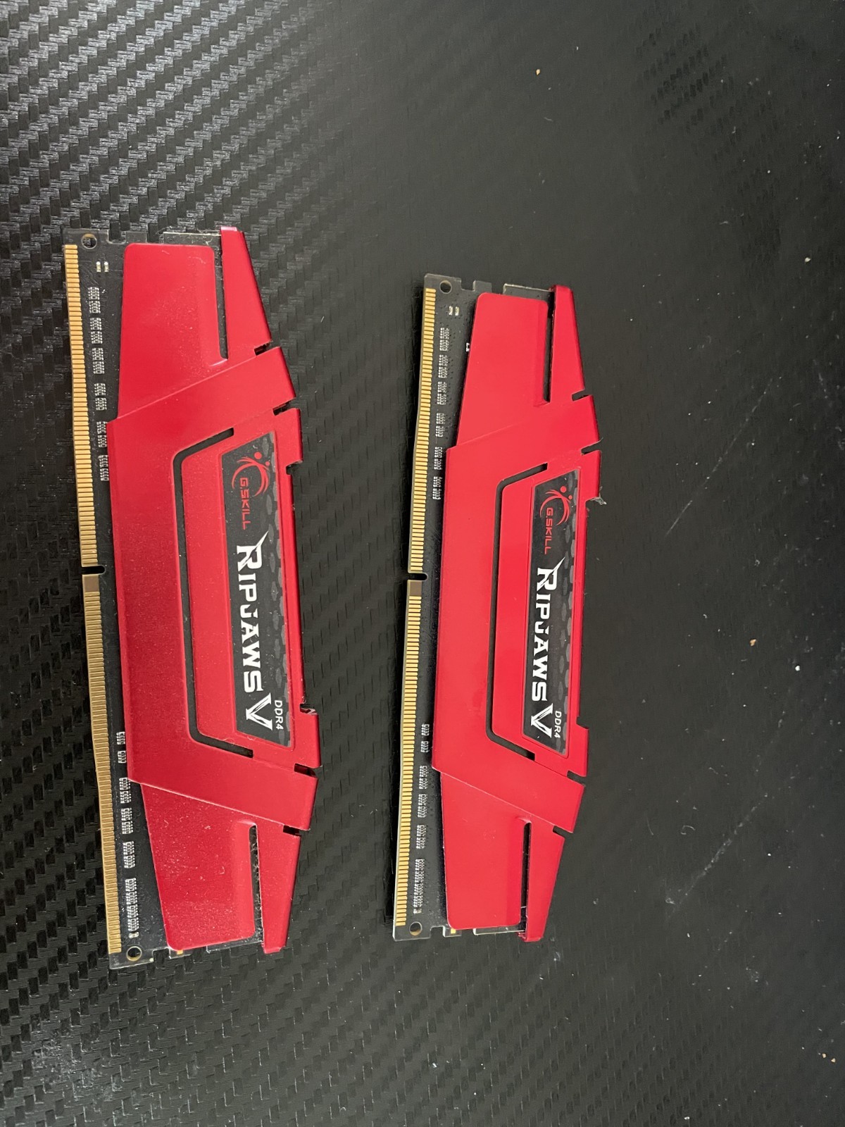 G.Skill Ripjaws V Series 16GB (2 x 8GB) 288-Pin DDR4 SDRAM DDR4 2400 (PC4 19200)