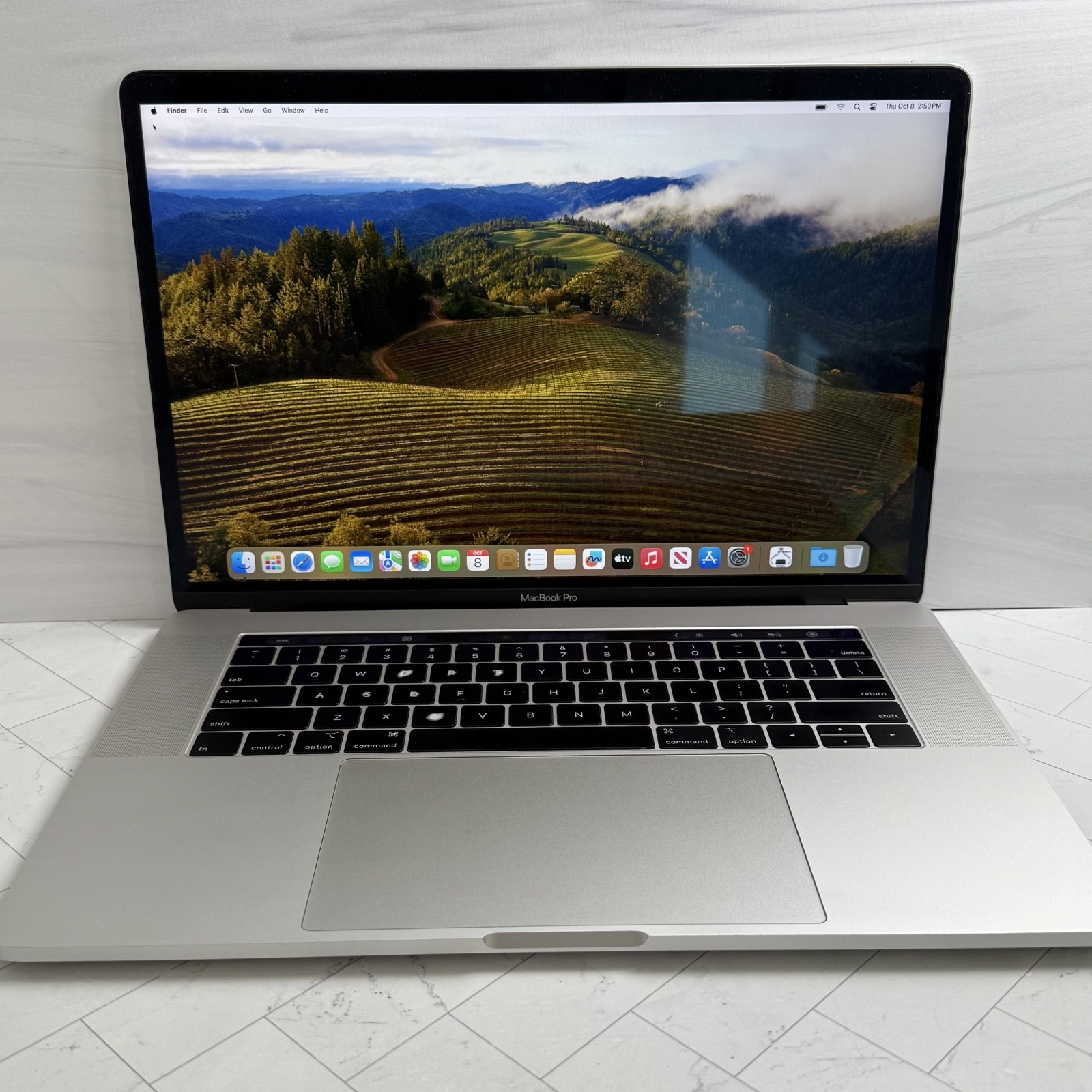 Apple MacBook Pro 2019 15" A1990 2.6GHz 16 GB RAM 1 TB SSD Silver #H842