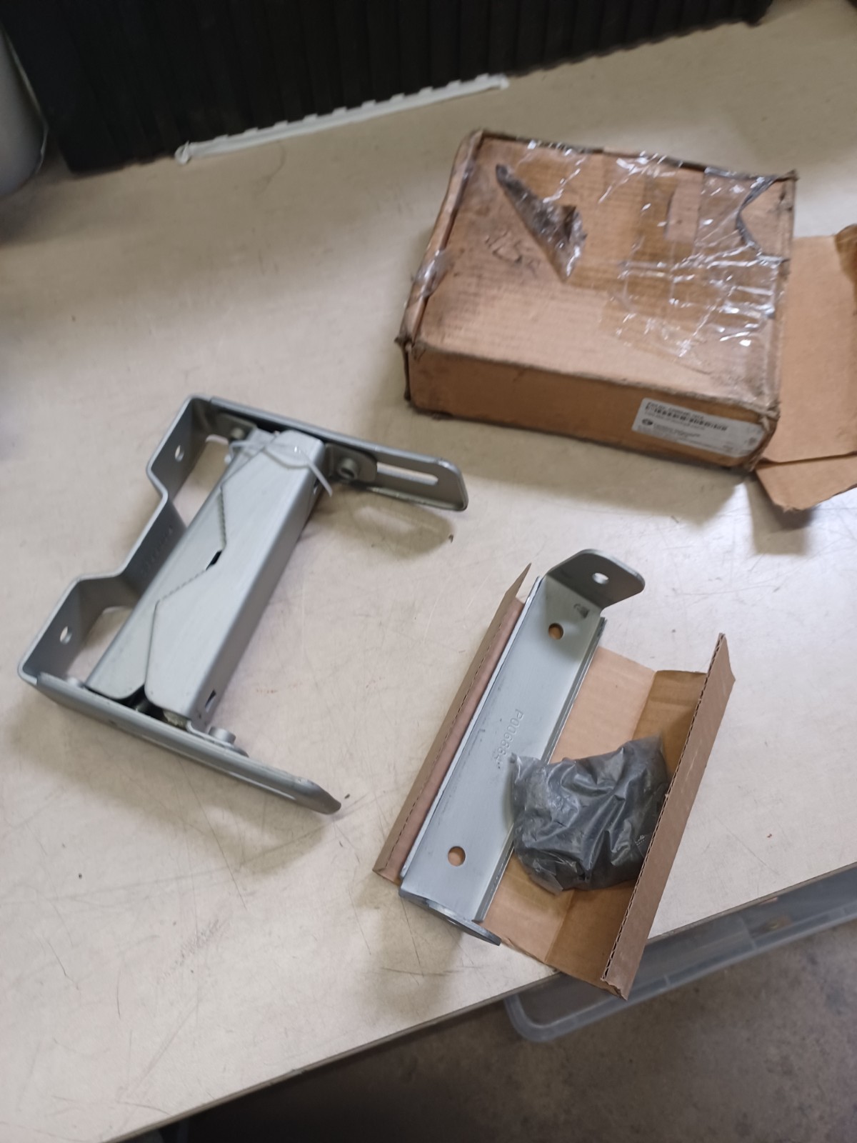 Cambium Networks 3GHz 450m AP Mounting Bracket Kit C000045L101A 
