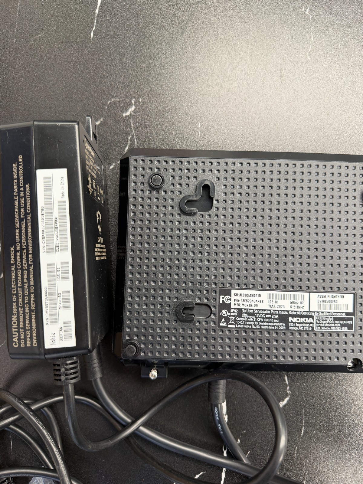 ALCATEL VERIZON FIOS TV INTERNET OPTICAL NETWORK TERMINAL  MODEM + power supply