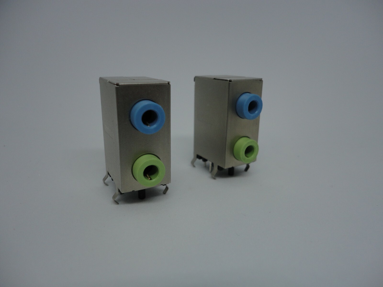 2 Pcs Pack Lot 3.5mm Audio Dual Channel Stereo Sound Card Socket Port Blue Green