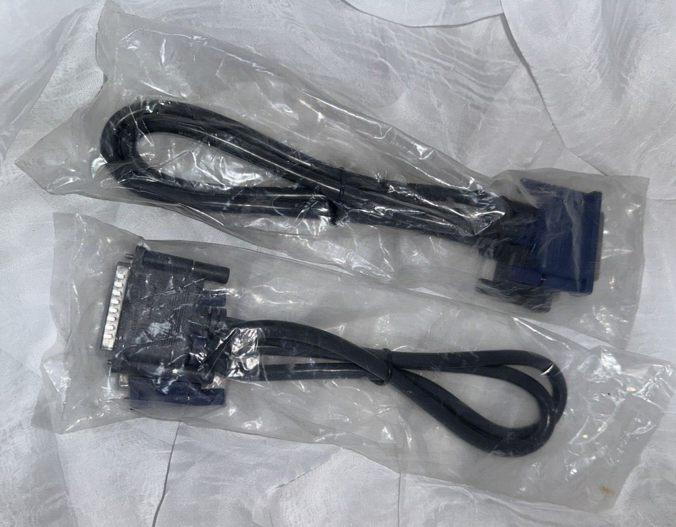 (2) IOMEGA ZIP PARALLEL 25 PIN DATA CABLES  NEW