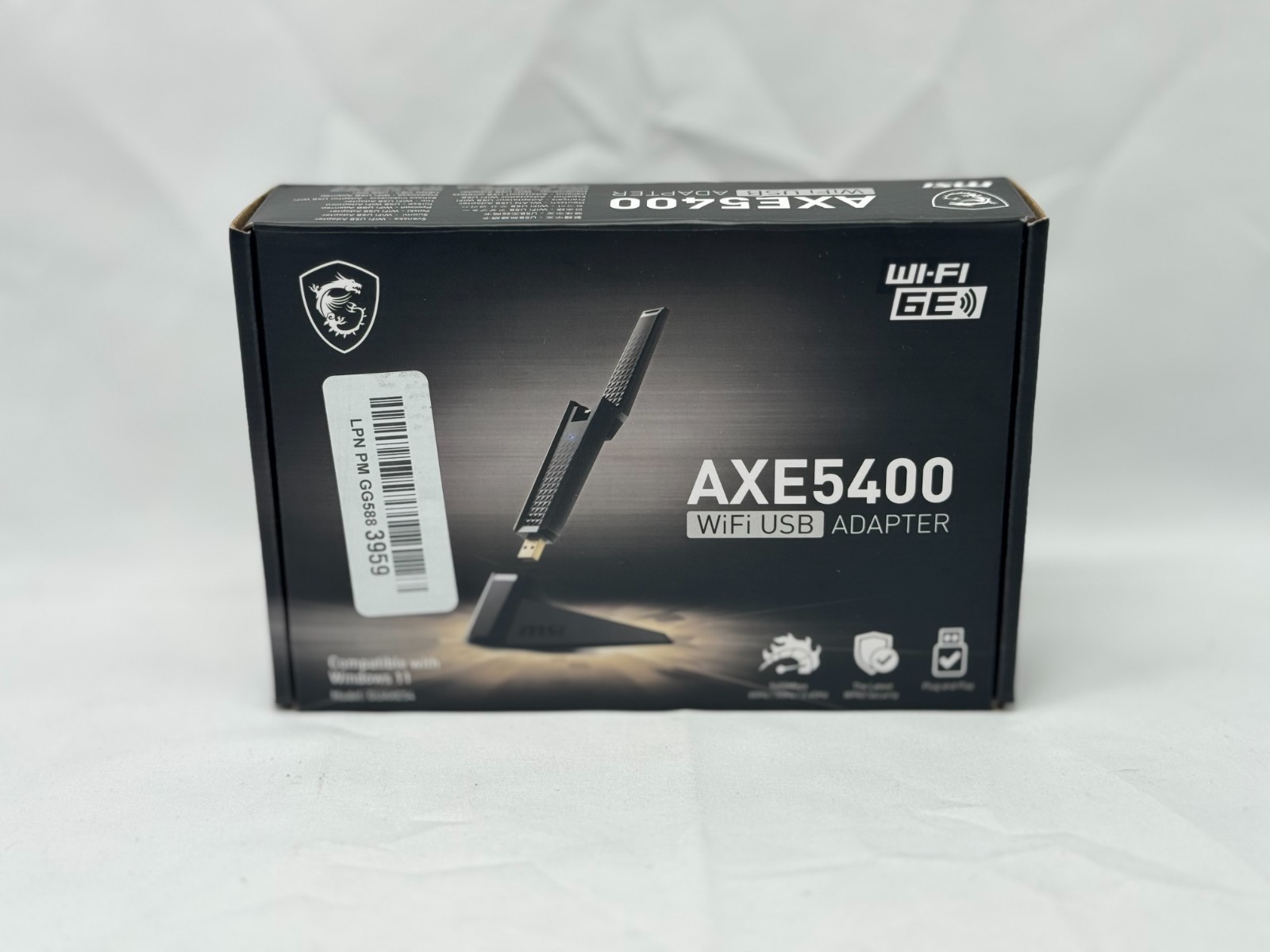 MSI AXE5400 WiFi 6E USB Adapter Tri-Band