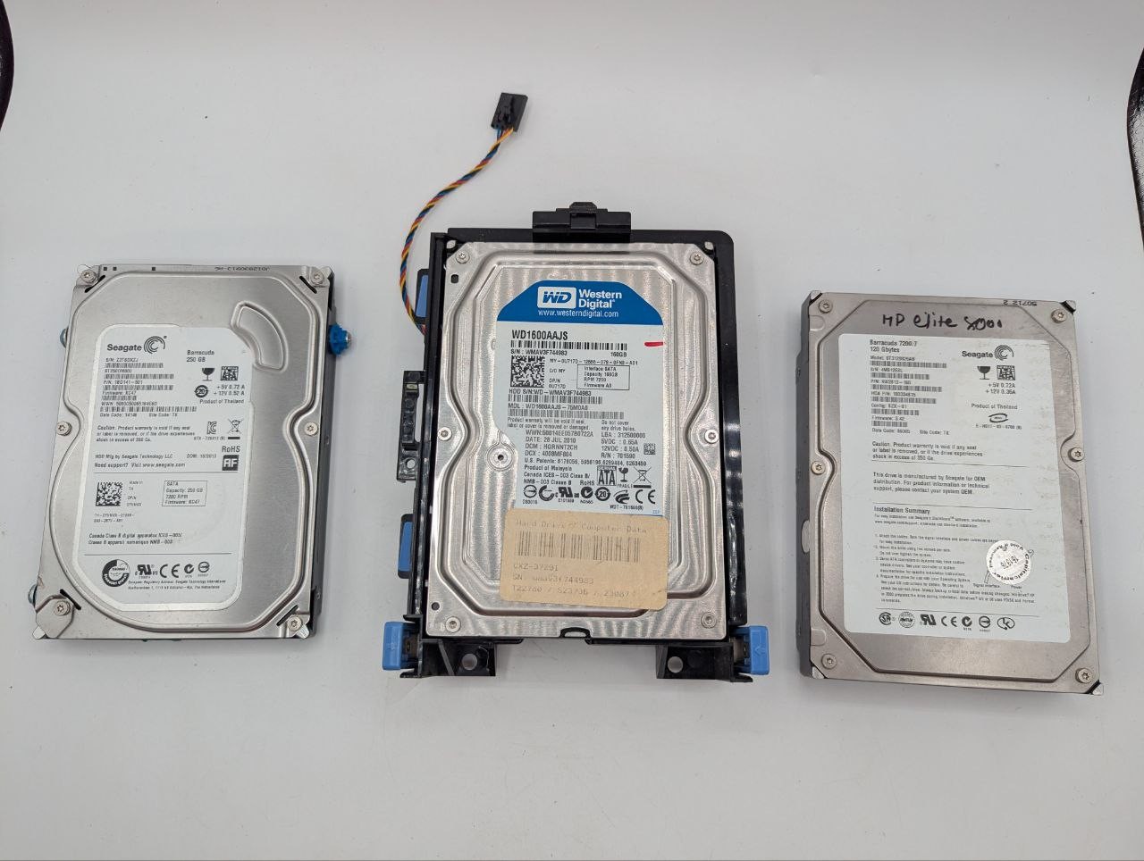 Lot of SATA Hard Drives 120/ 160/ 250GB Seagate WD Mixed Models Untested -ST96-1