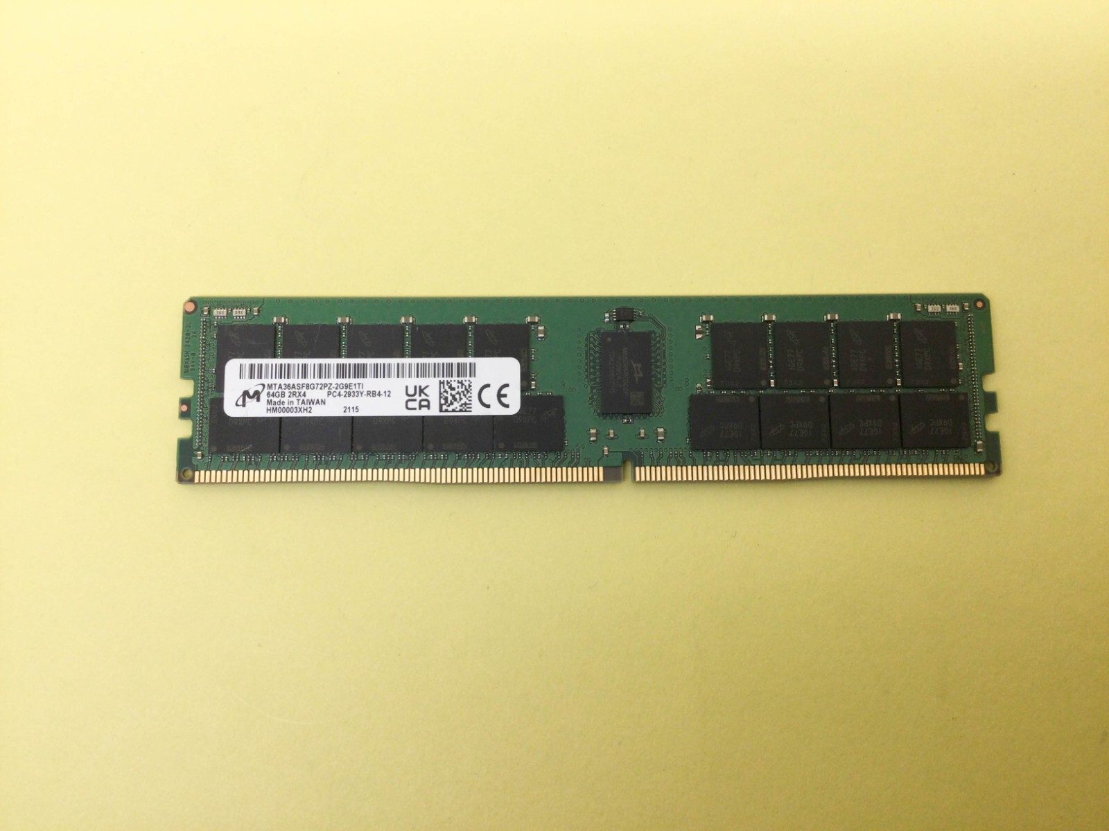 MTA36ASF8G72PZ-2G9E1 MICRON 64GB (1X64GB) 2RX4 PC4-2933Y SERVER MEMORY